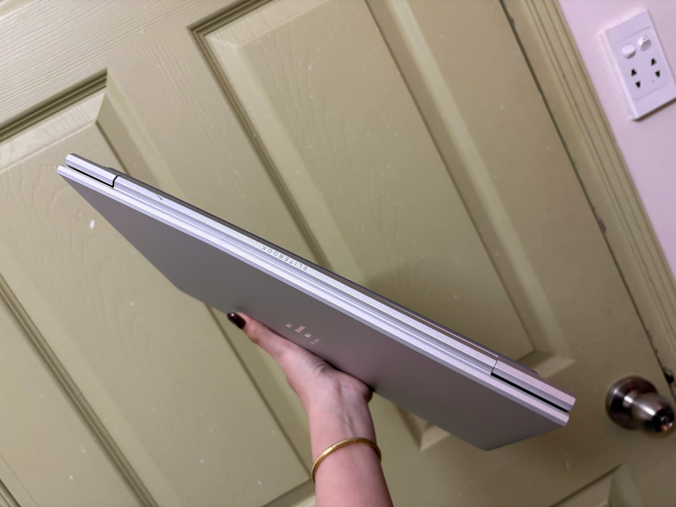 z7730992898456_0e94b2a052bc7a425cbe4a843573e885