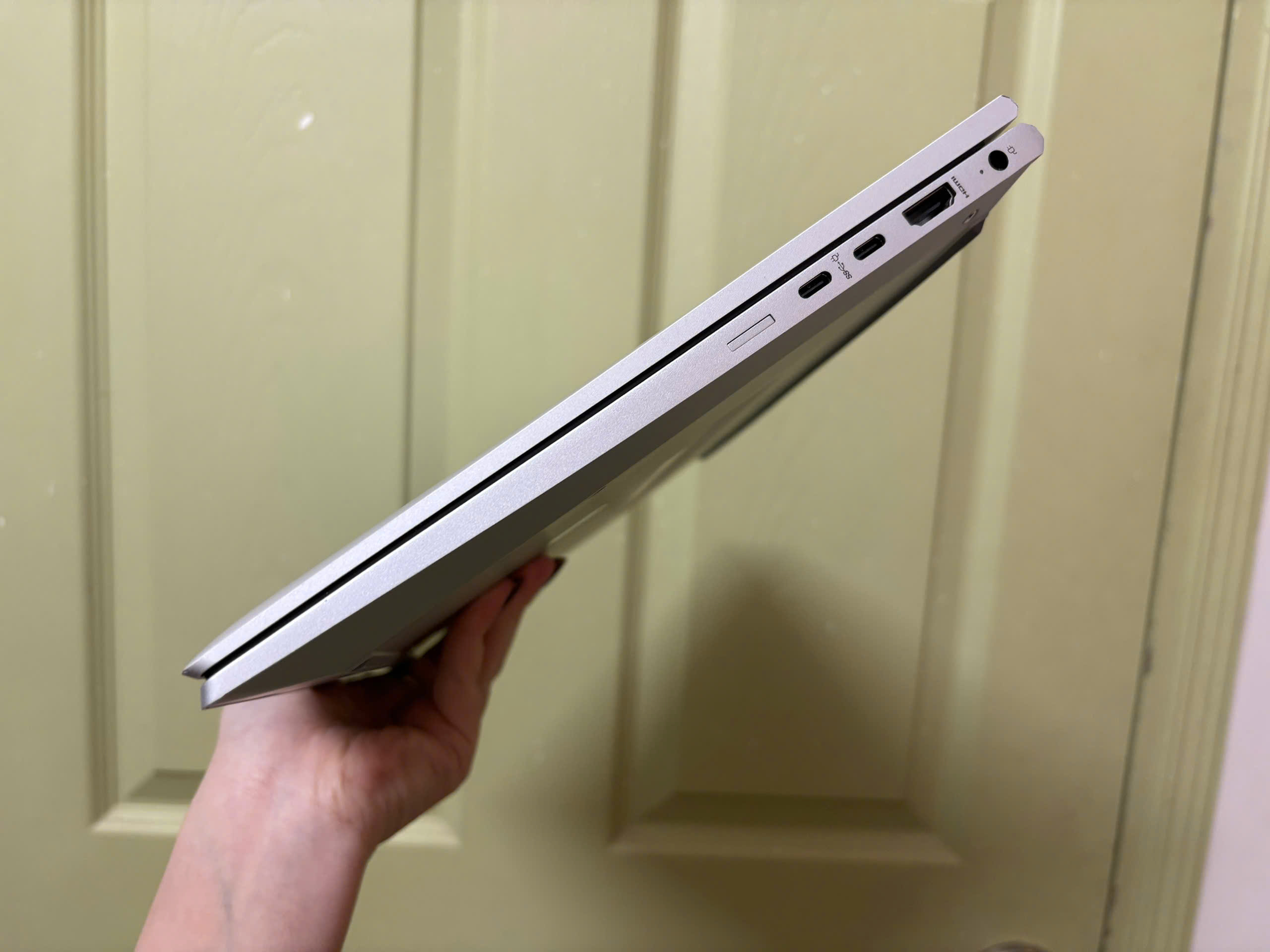 z7730992906574_9d64569b0d324639cbf974b8679686ab