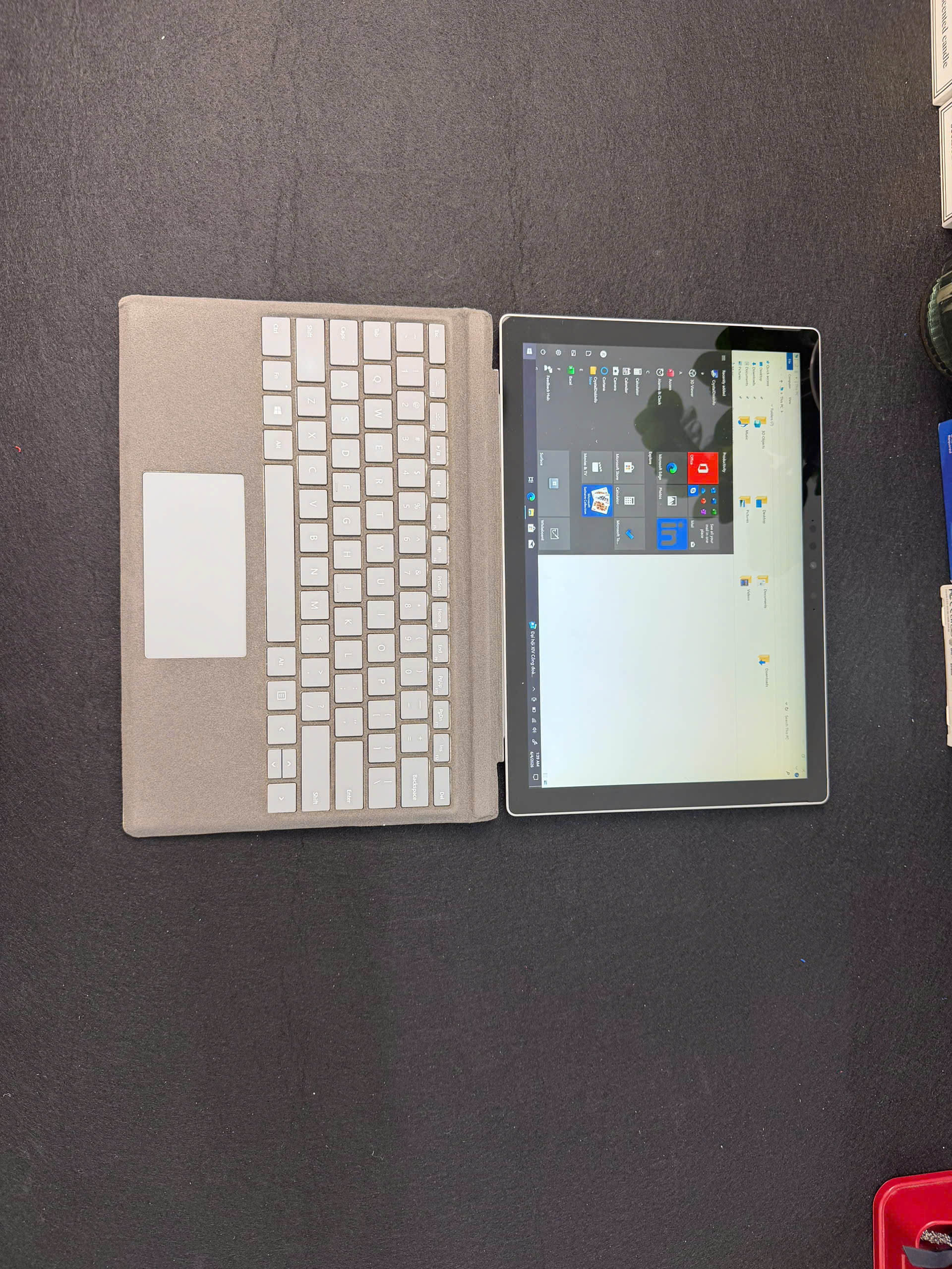 Surface pro 7