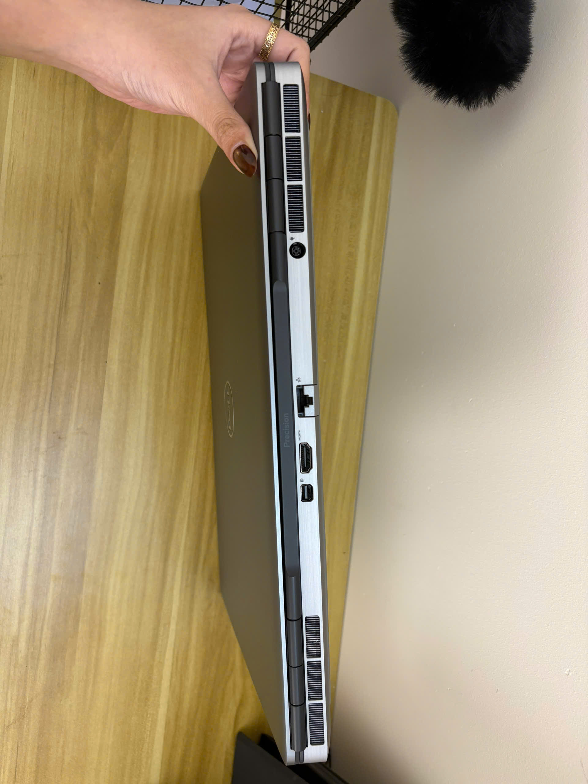 Dell Precision 7560