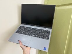 Dell Precision 3590