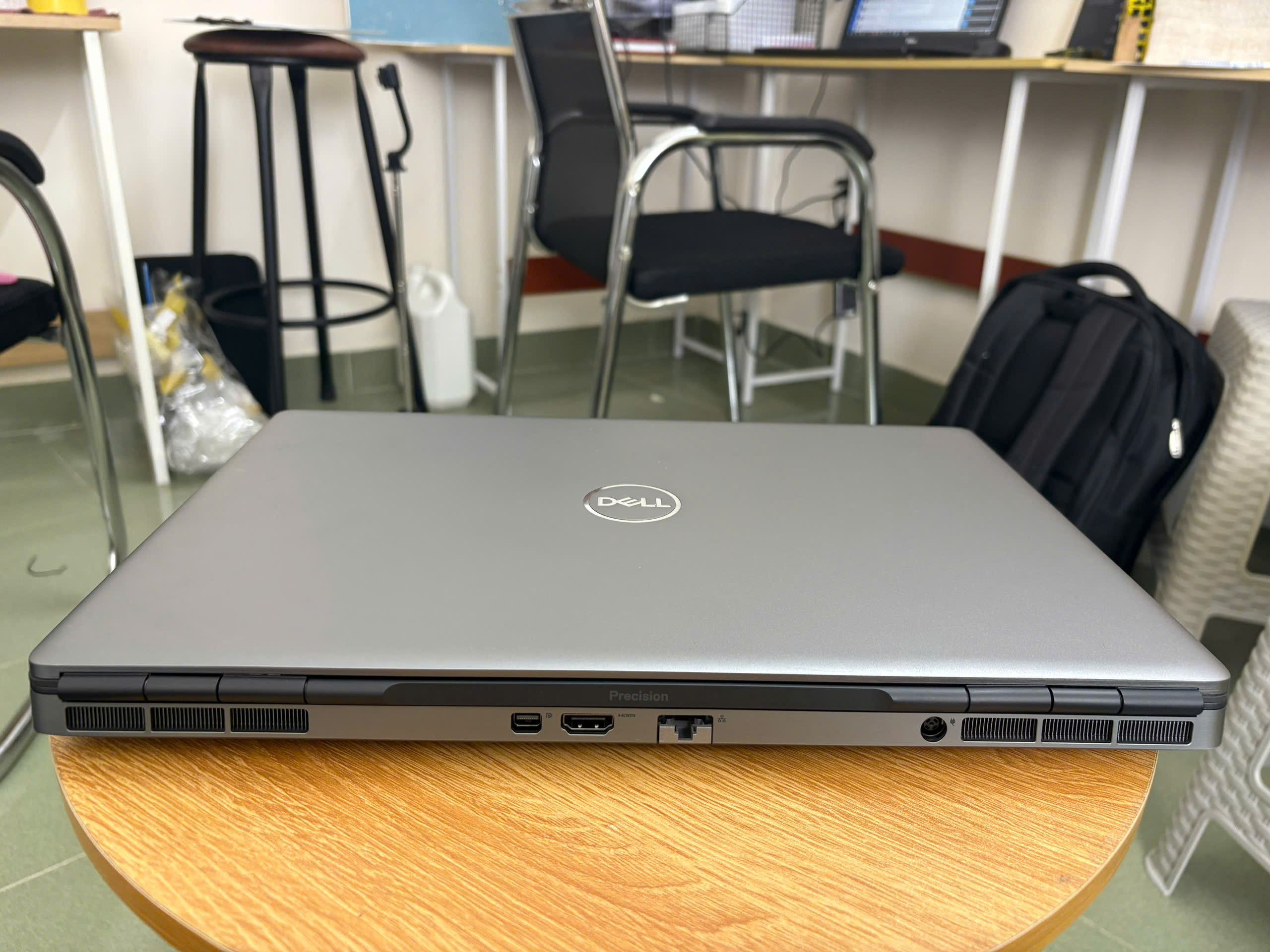 Dell Precision 7560