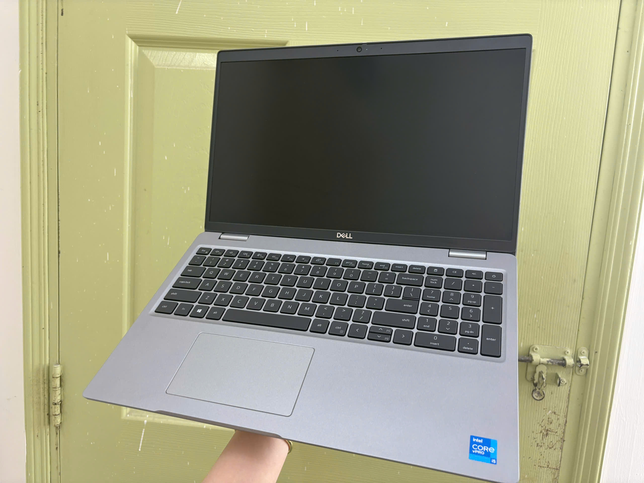 Dell Precision 3561