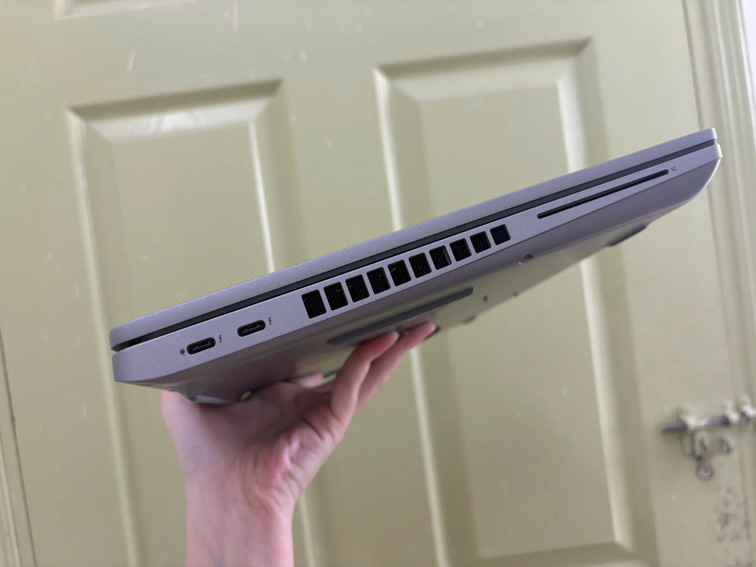 Dell Precision 3561