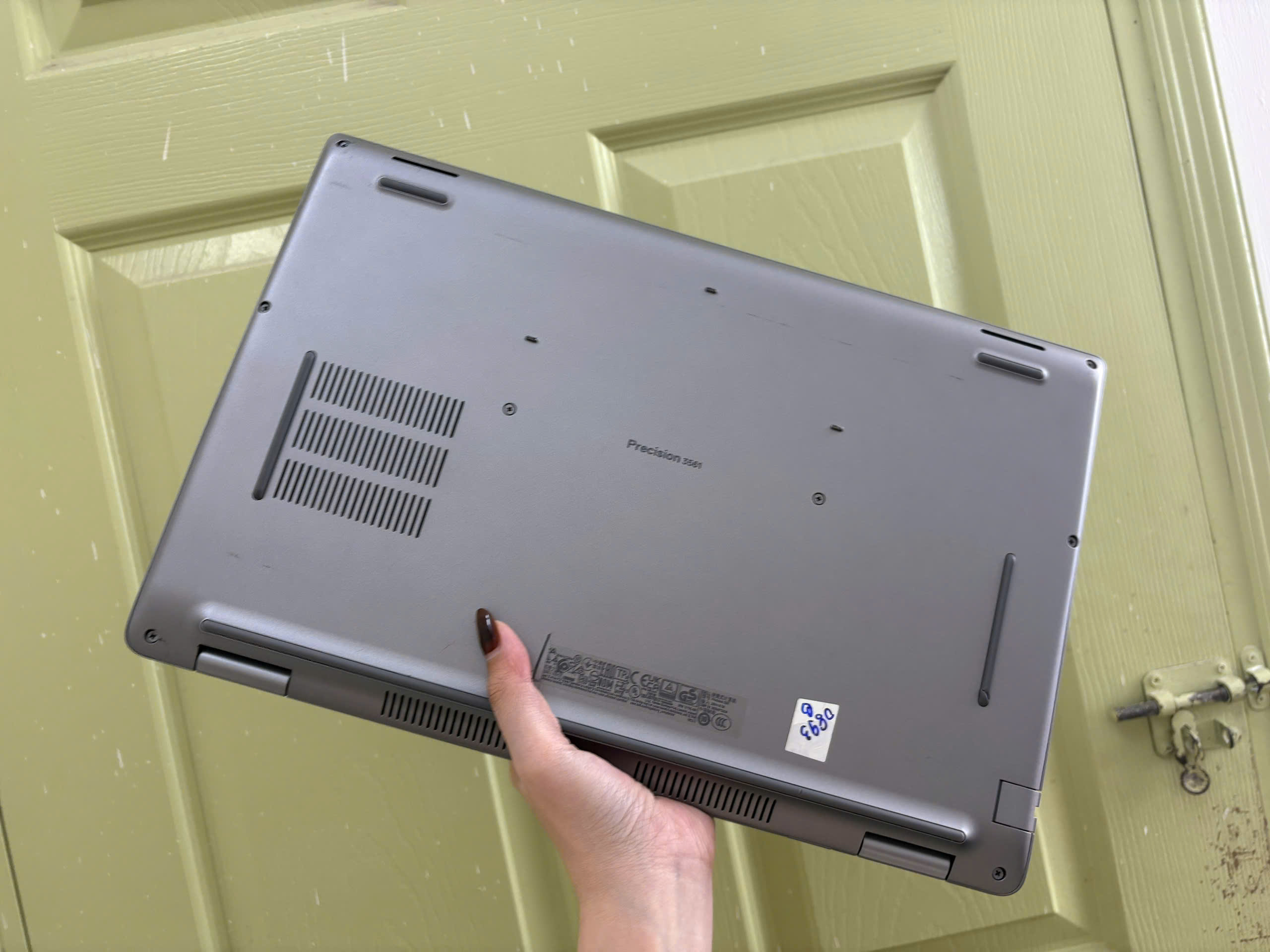 Dell Precision 3561