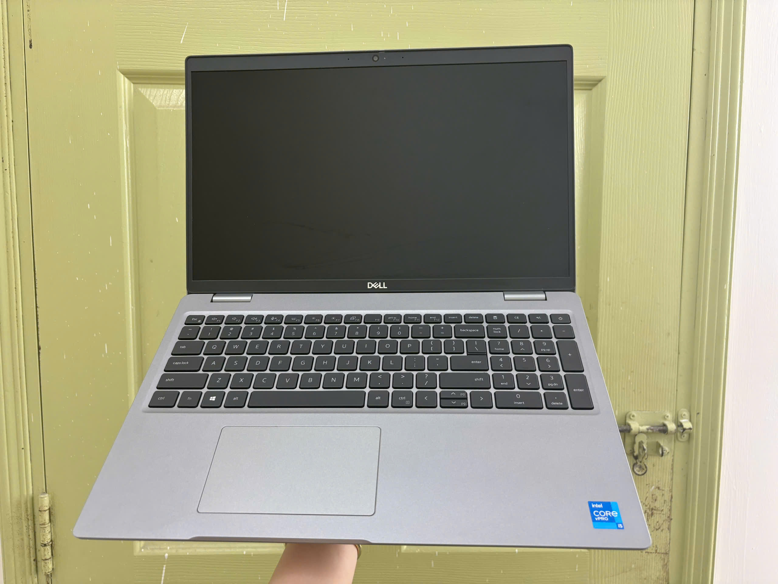 Dell Precision 3561