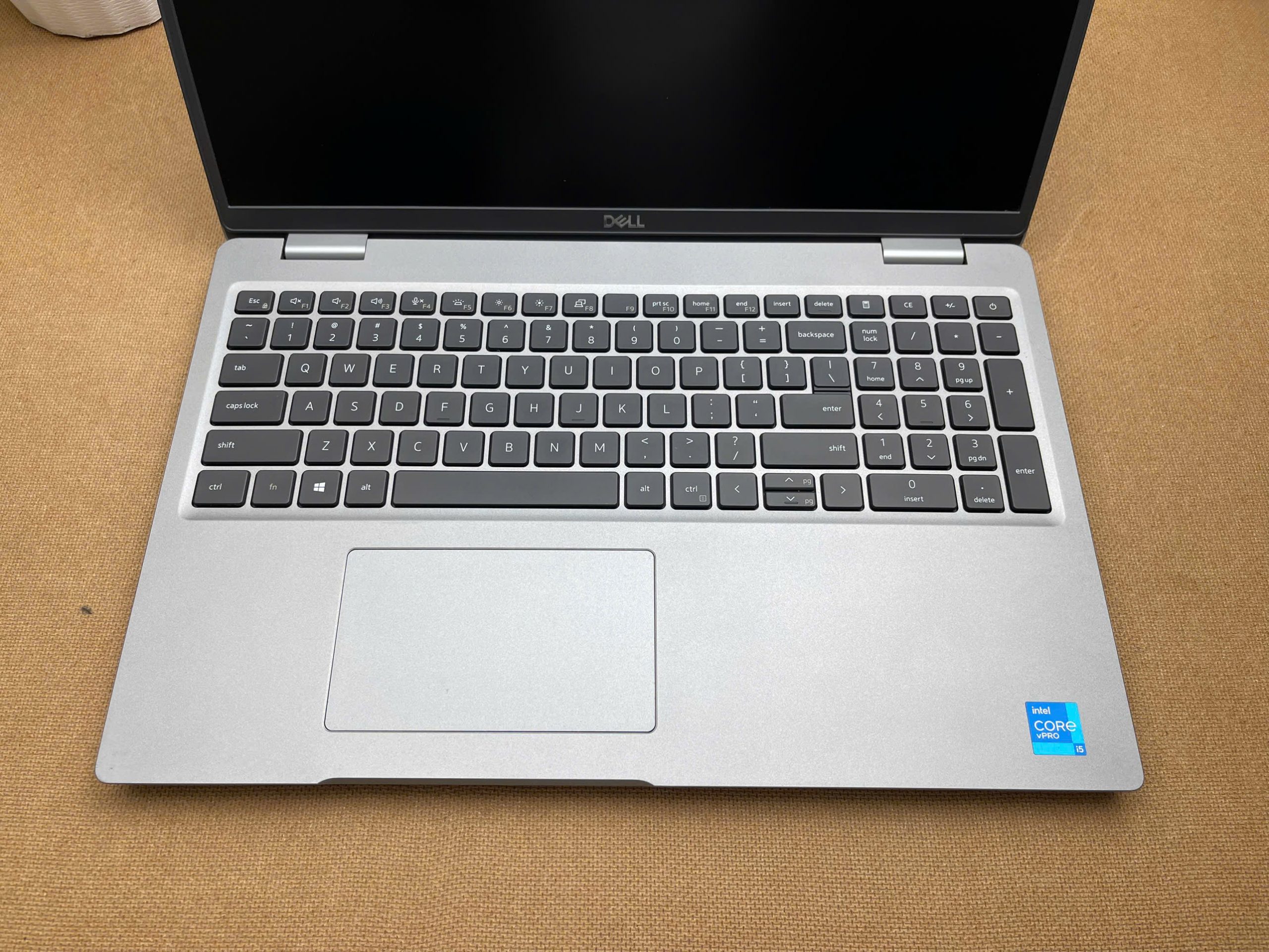 Dell Precision 3561