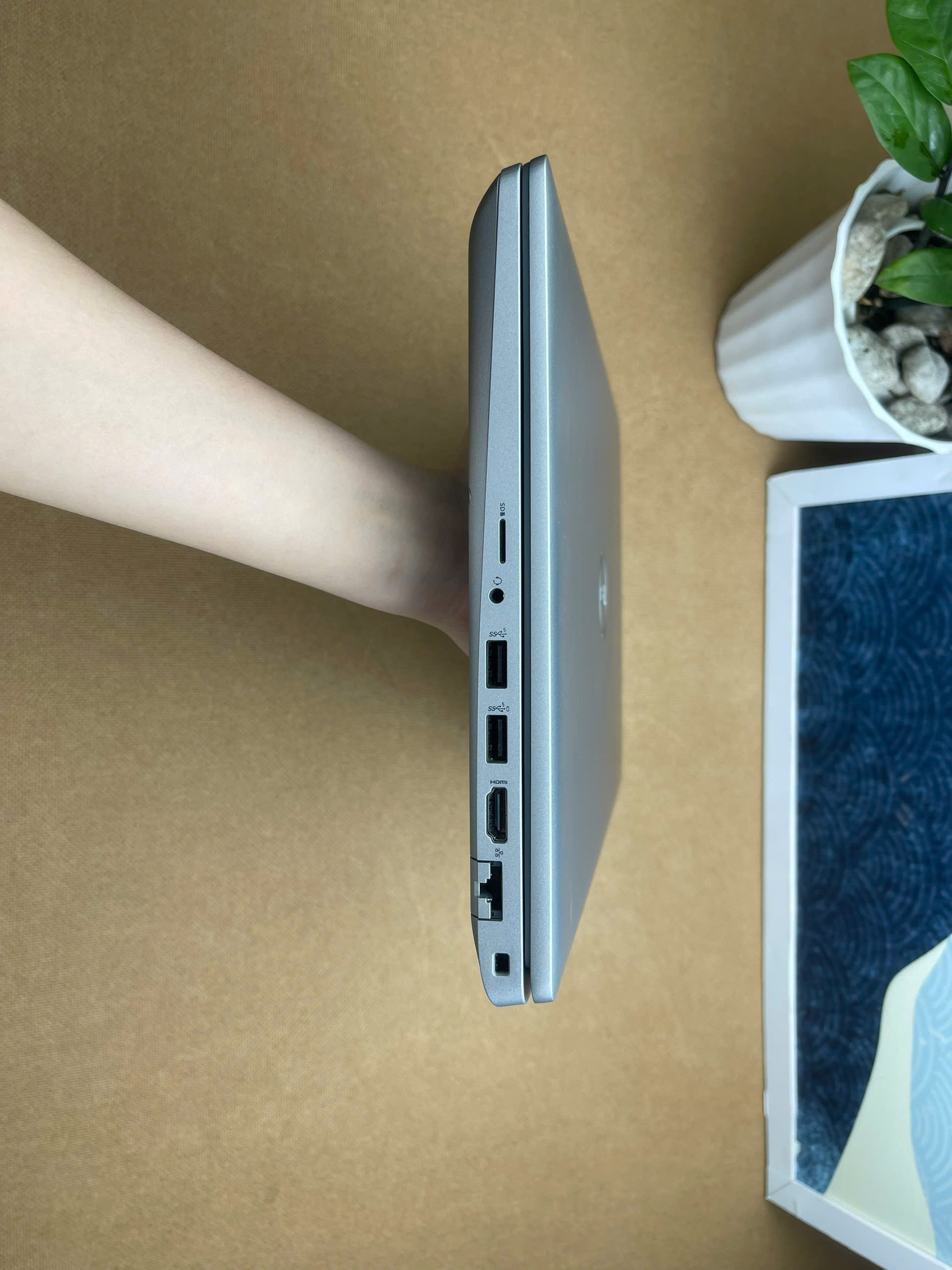 Dell Precision 3561