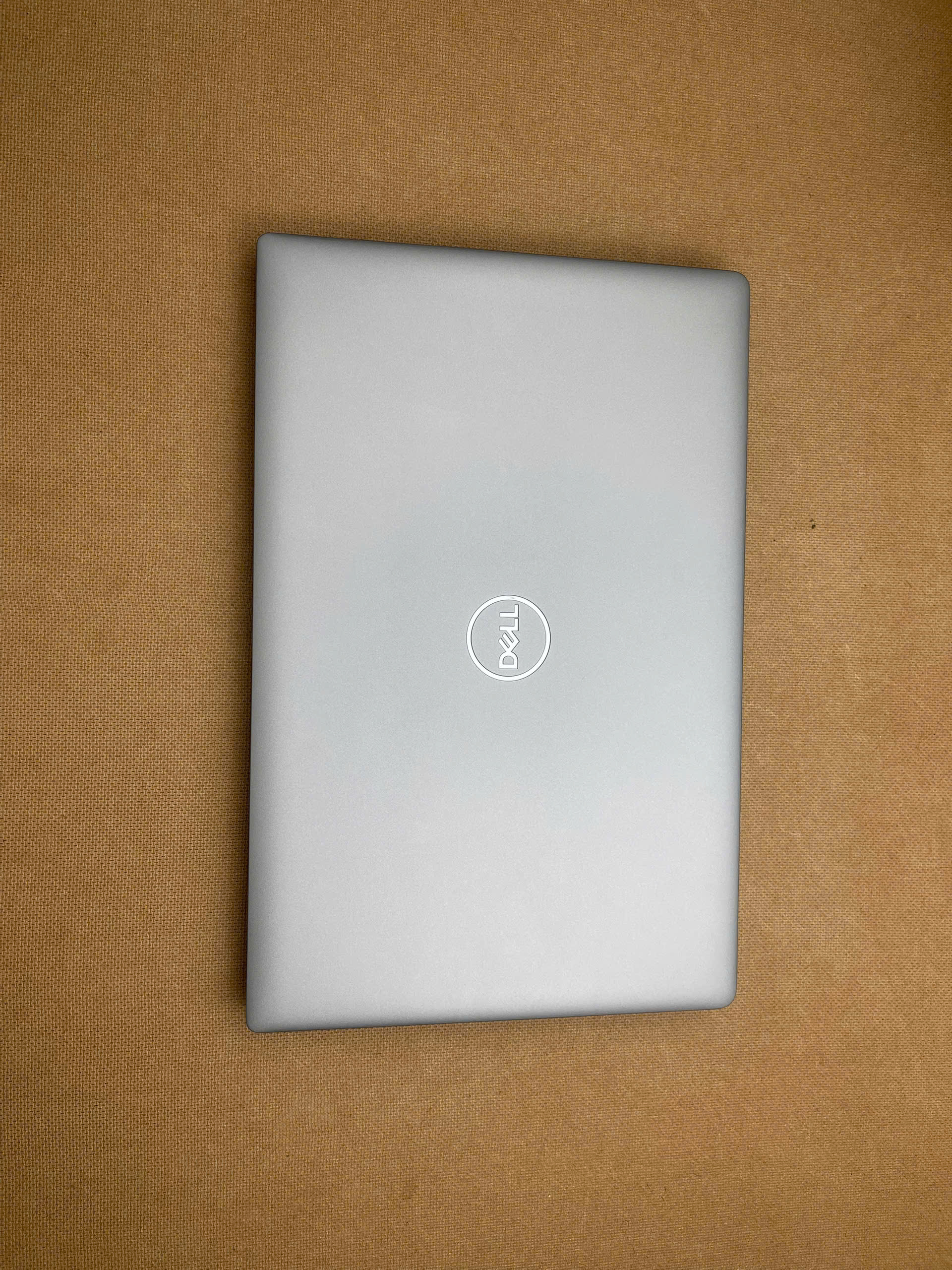Dell Precision 3561