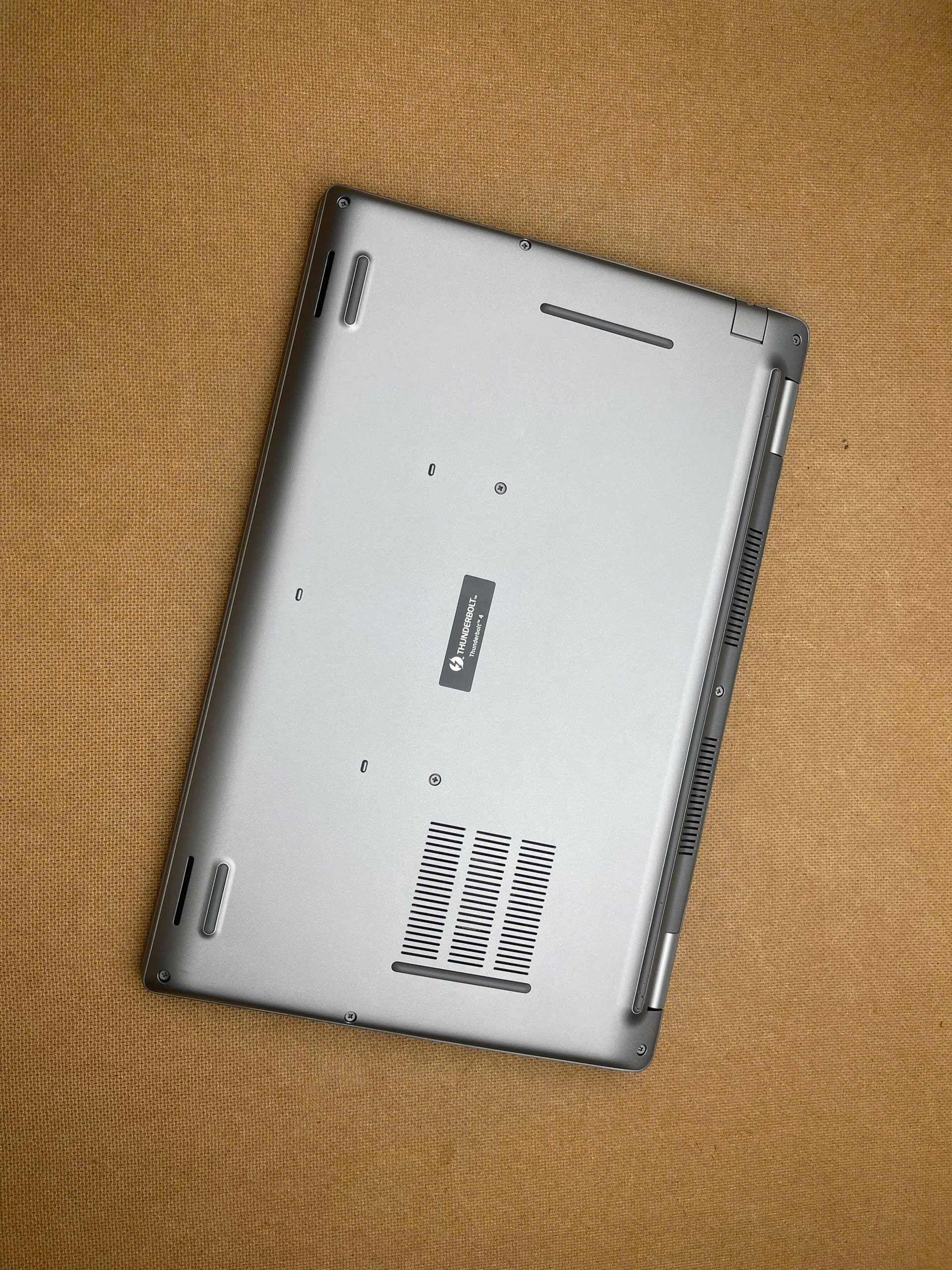 Dell Precision 3561