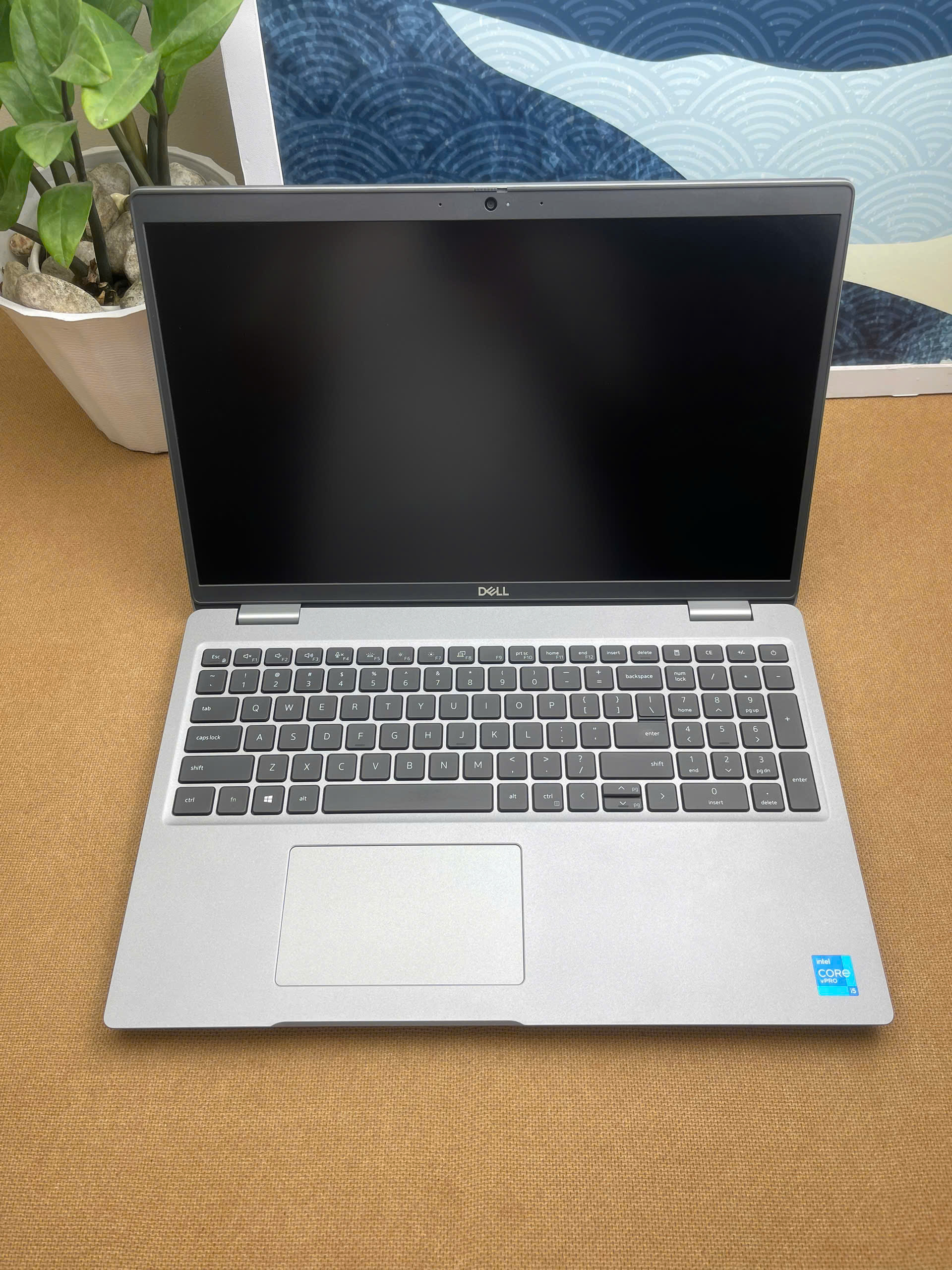 Dell Precision 3561