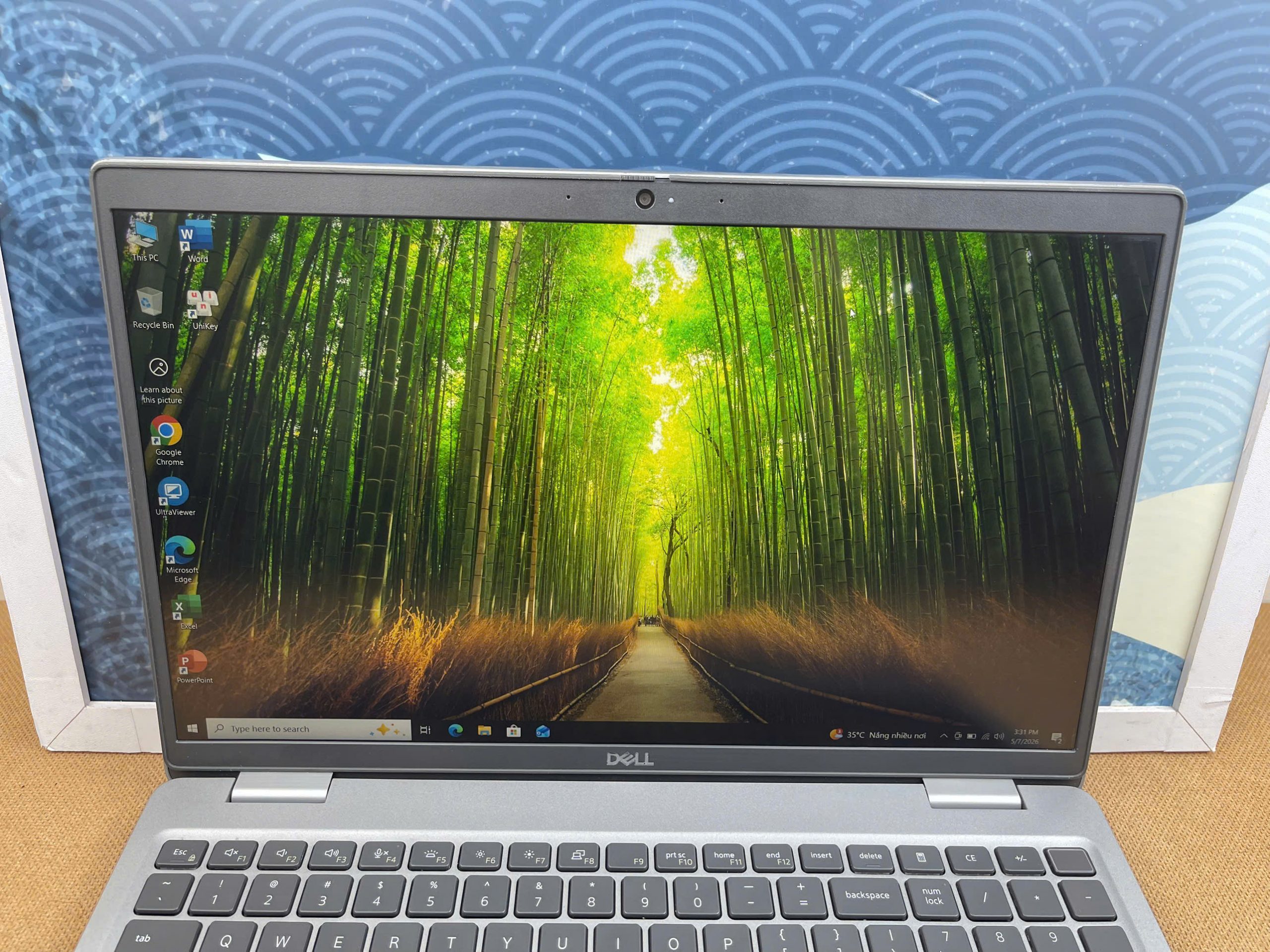 Dell Precision 3561