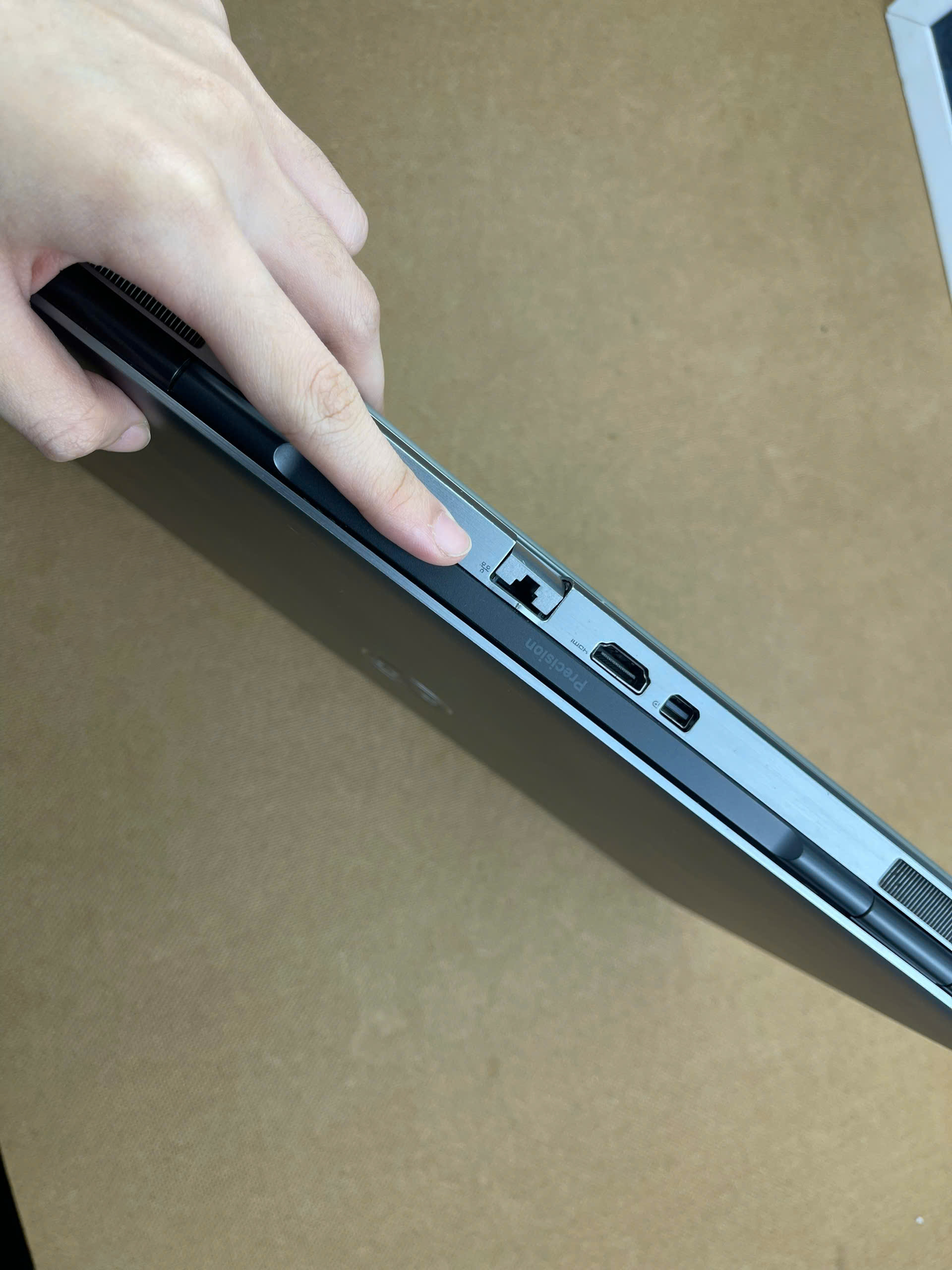 Dell Precision 7760