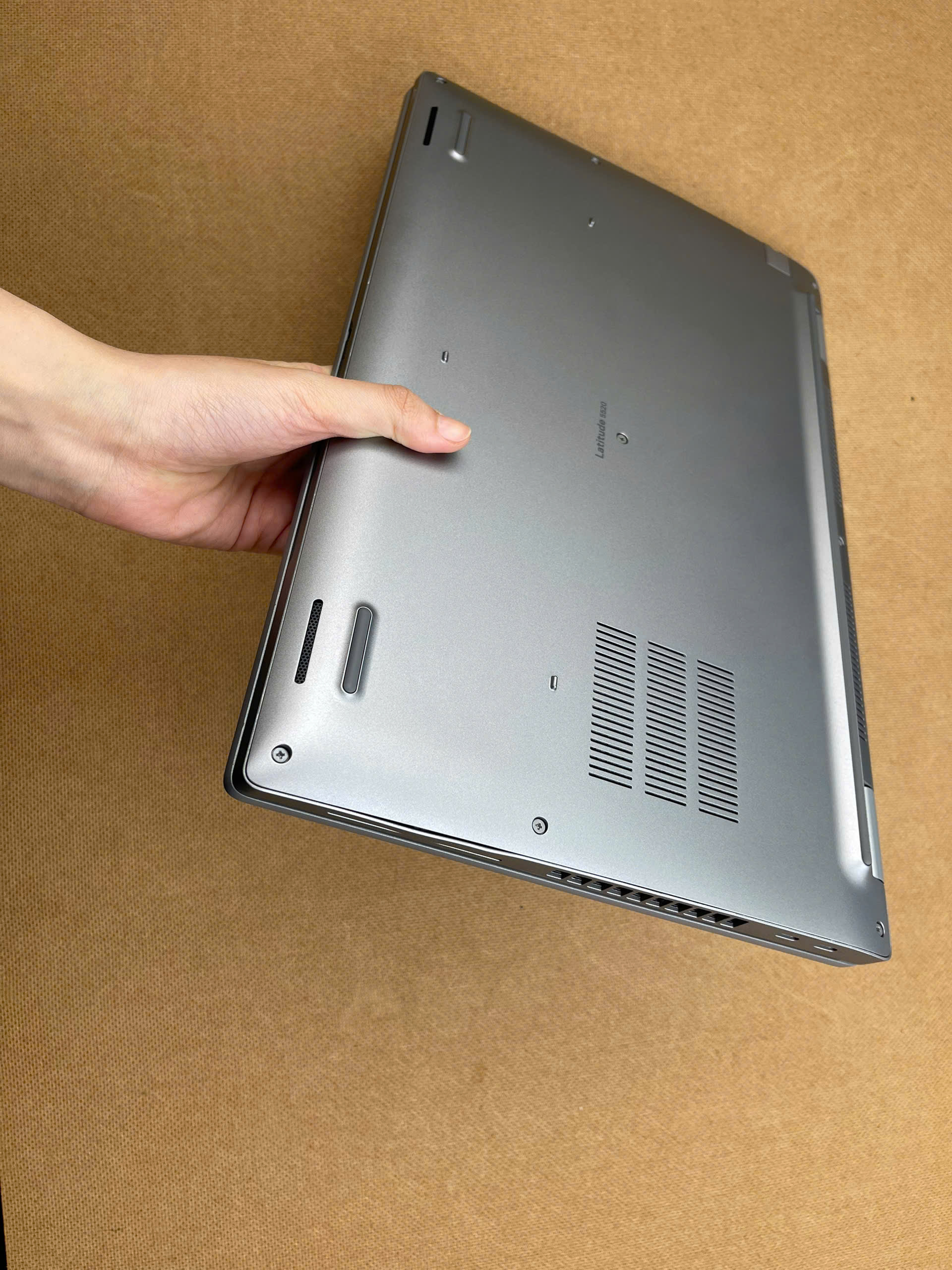 Dell Latitude 5520