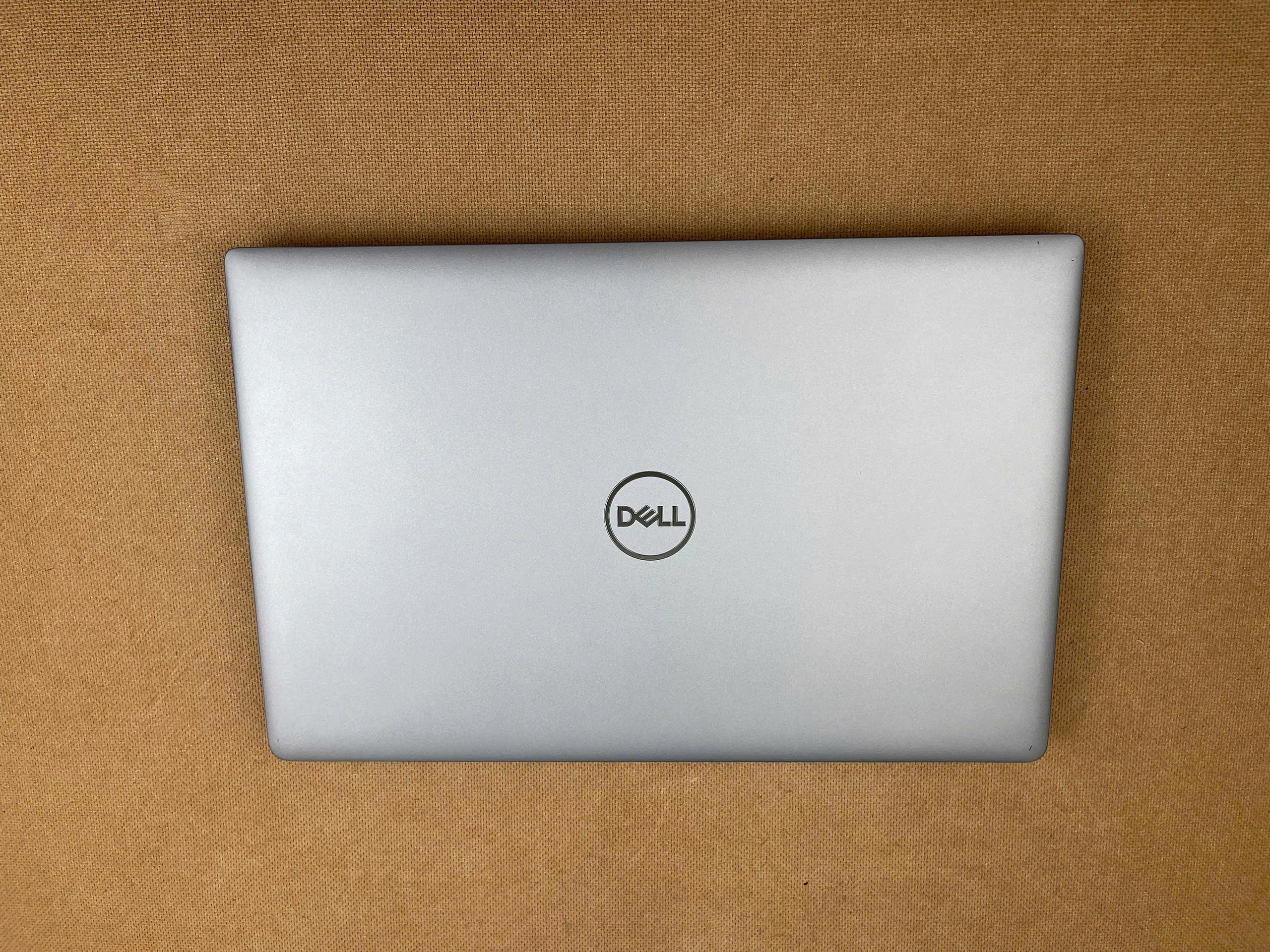 Dell Precision 3561