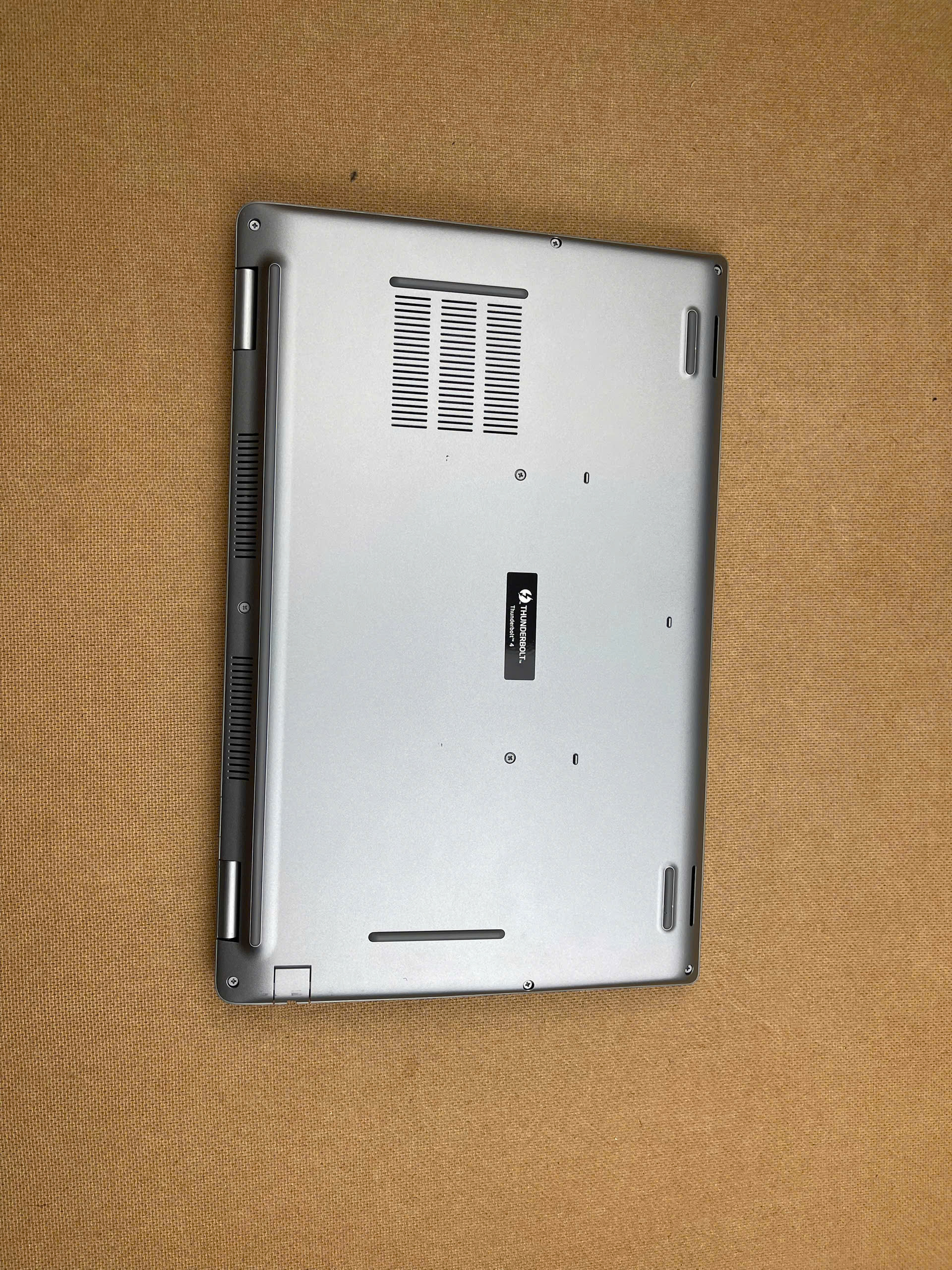 Dell Precision 3561