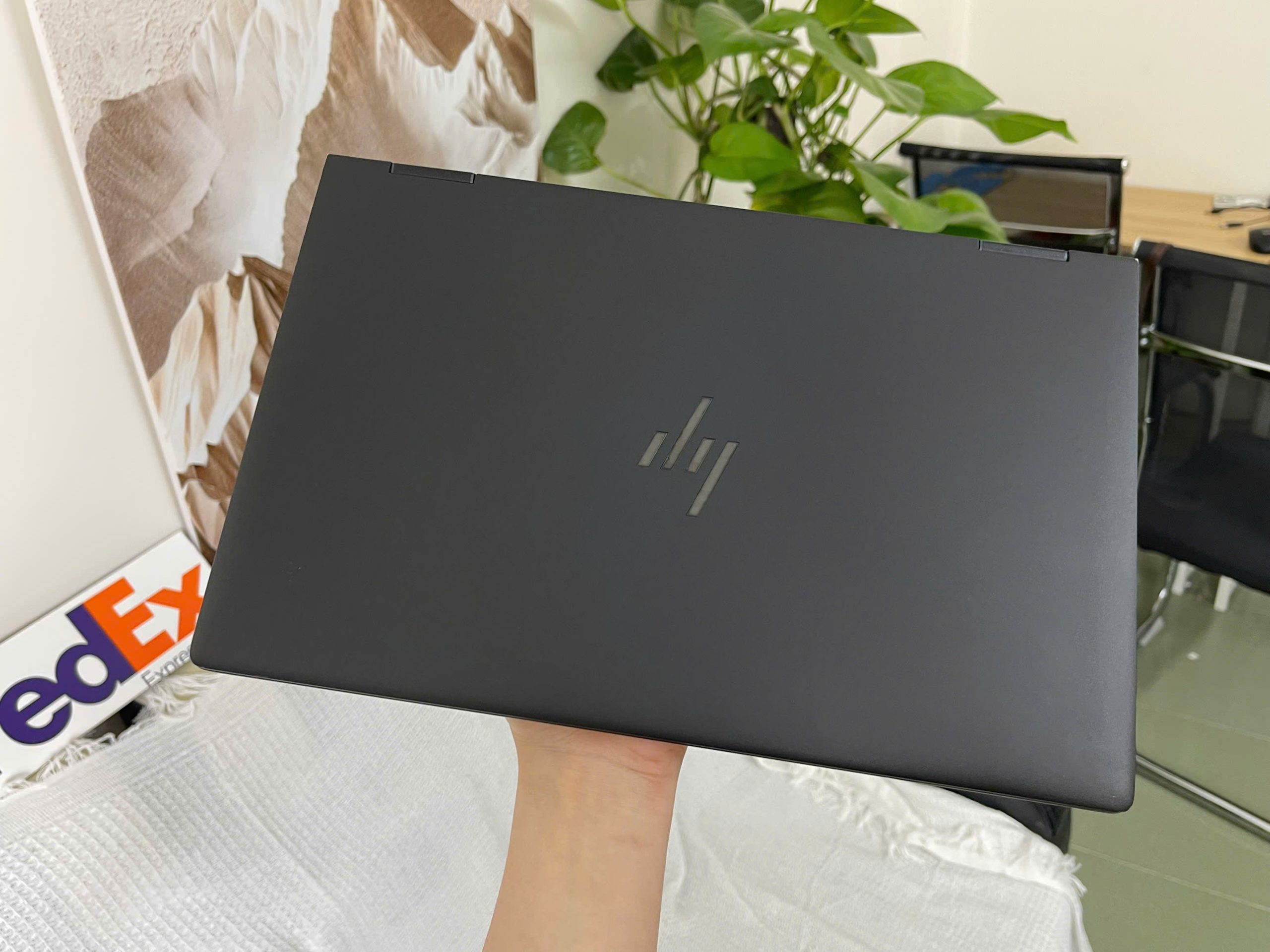 HP Elite x360 Dragonfly Max