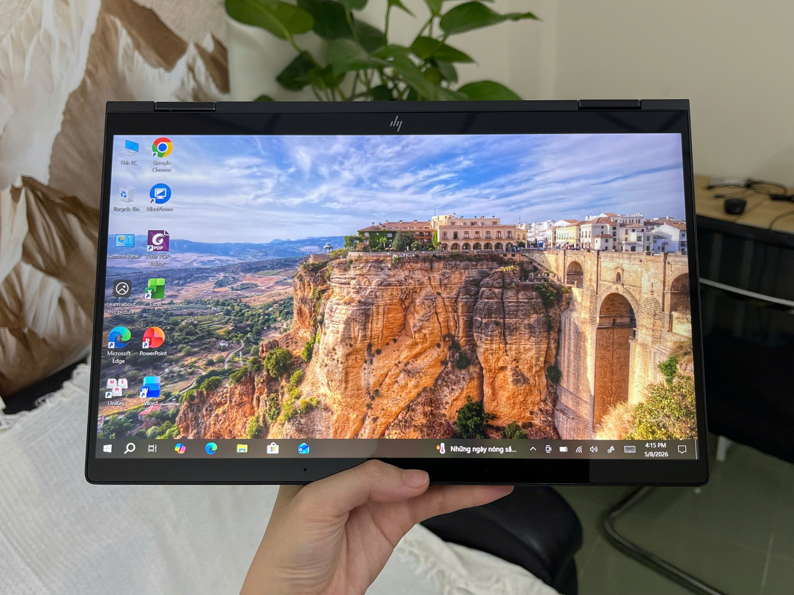 HP Elite x360 Dragonfly Max