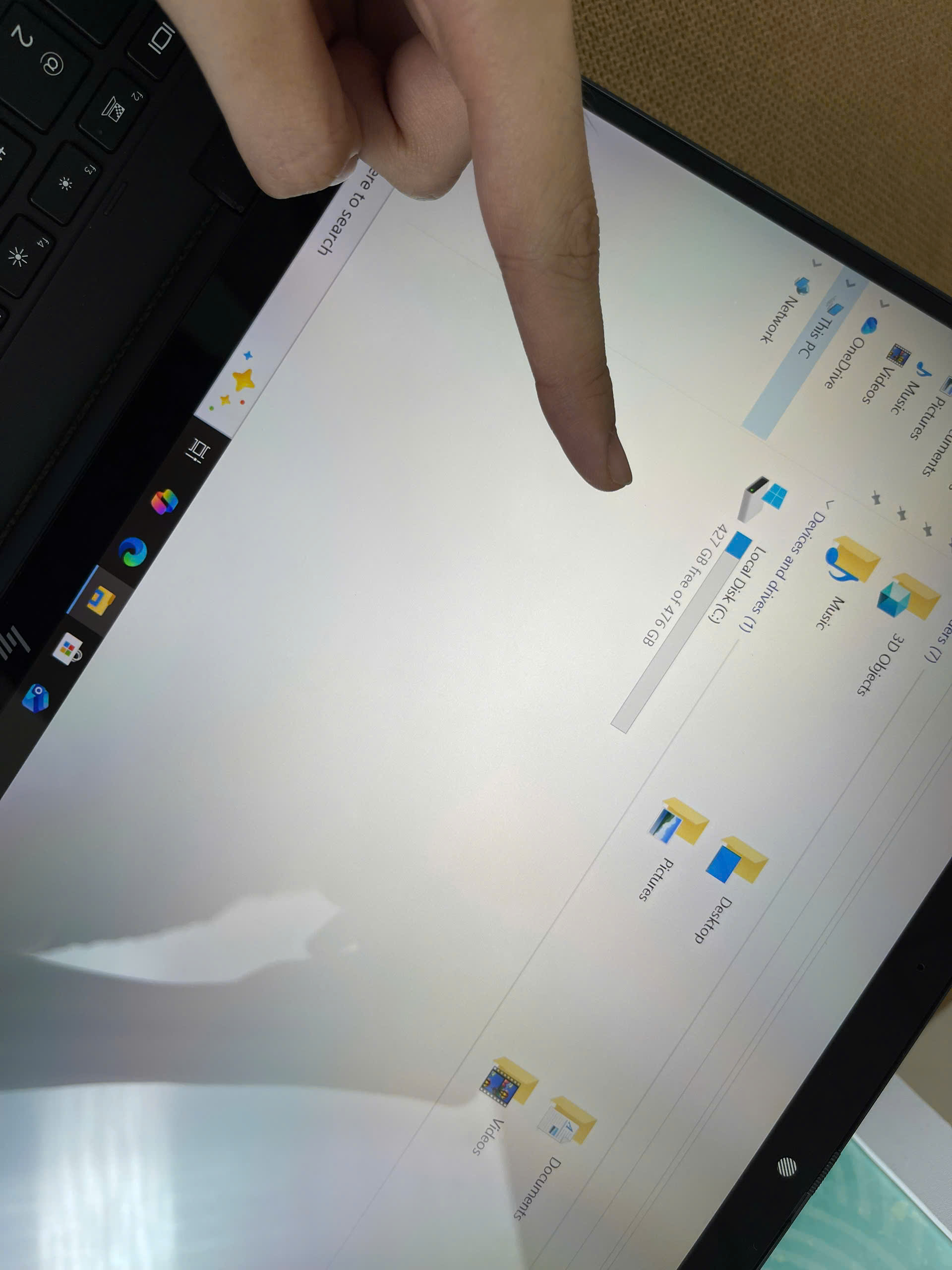 HP Elite x360 Dragonfly Max