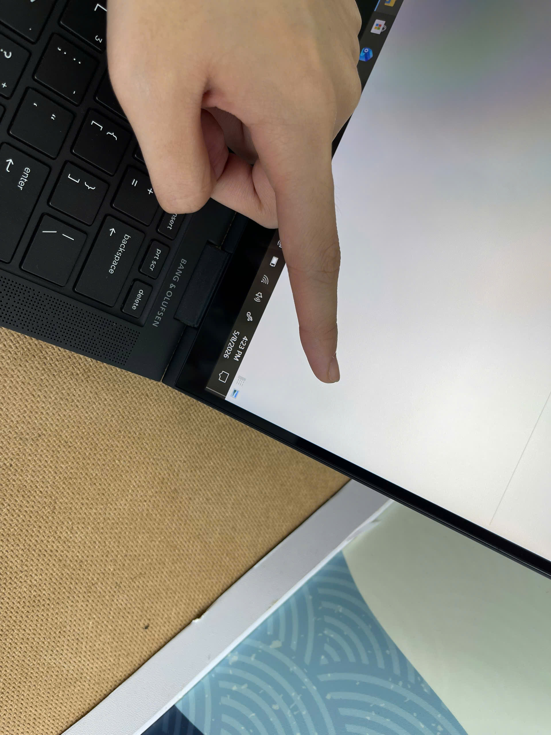 HP Elite x360 Dragonfly Max