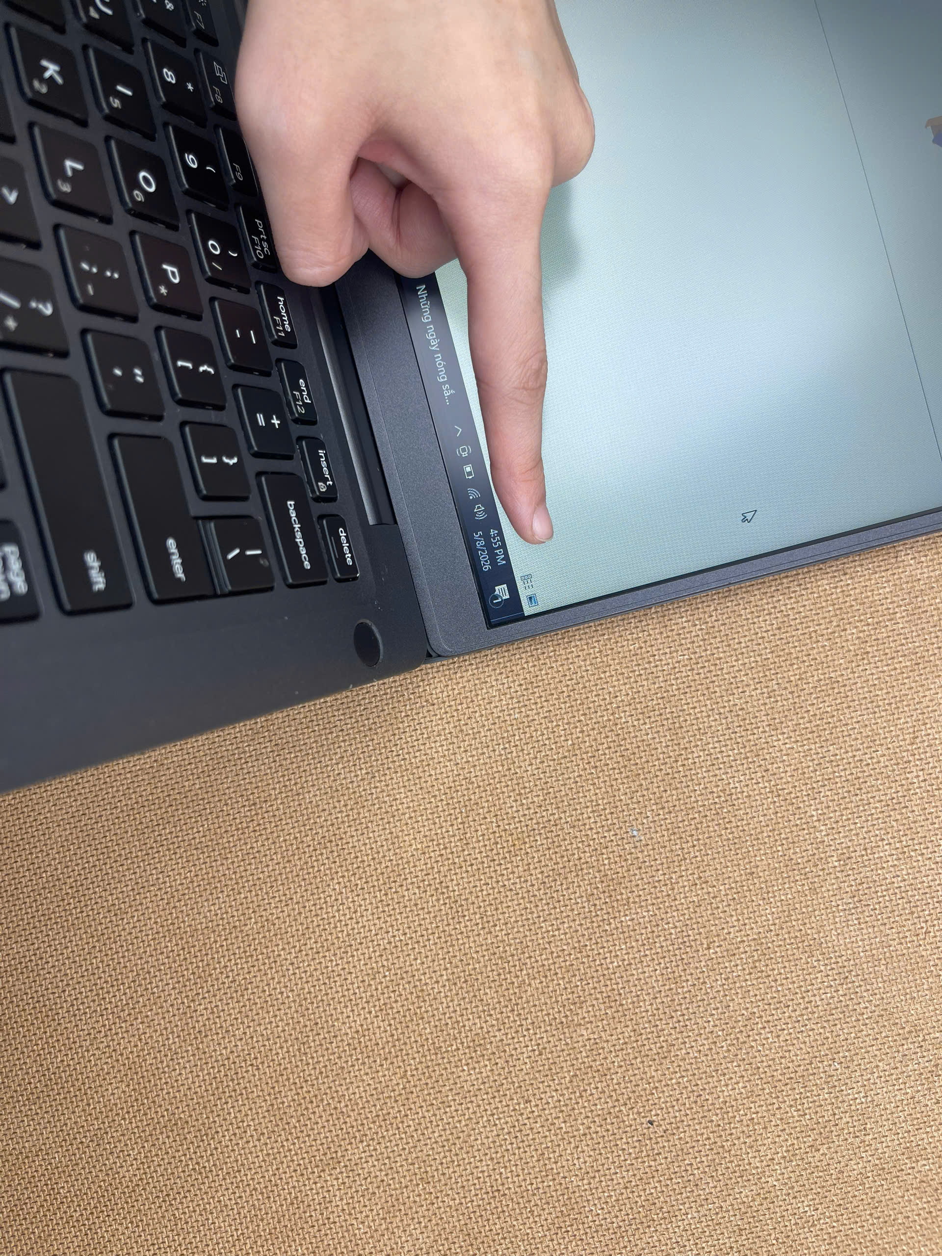 Dell Latitude 7400