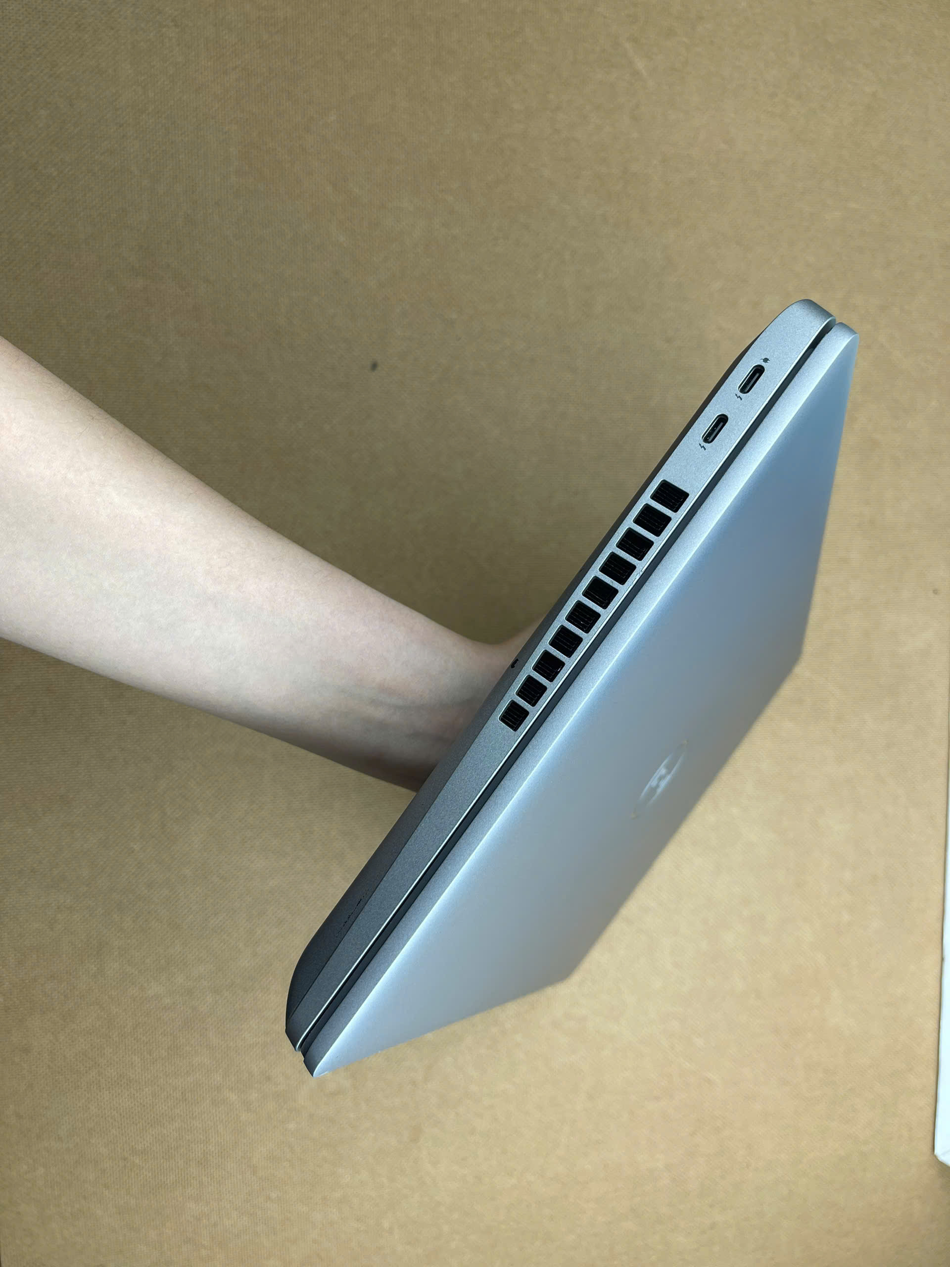 Dell Precision 3561