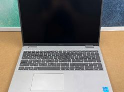 Dell Precision 3561