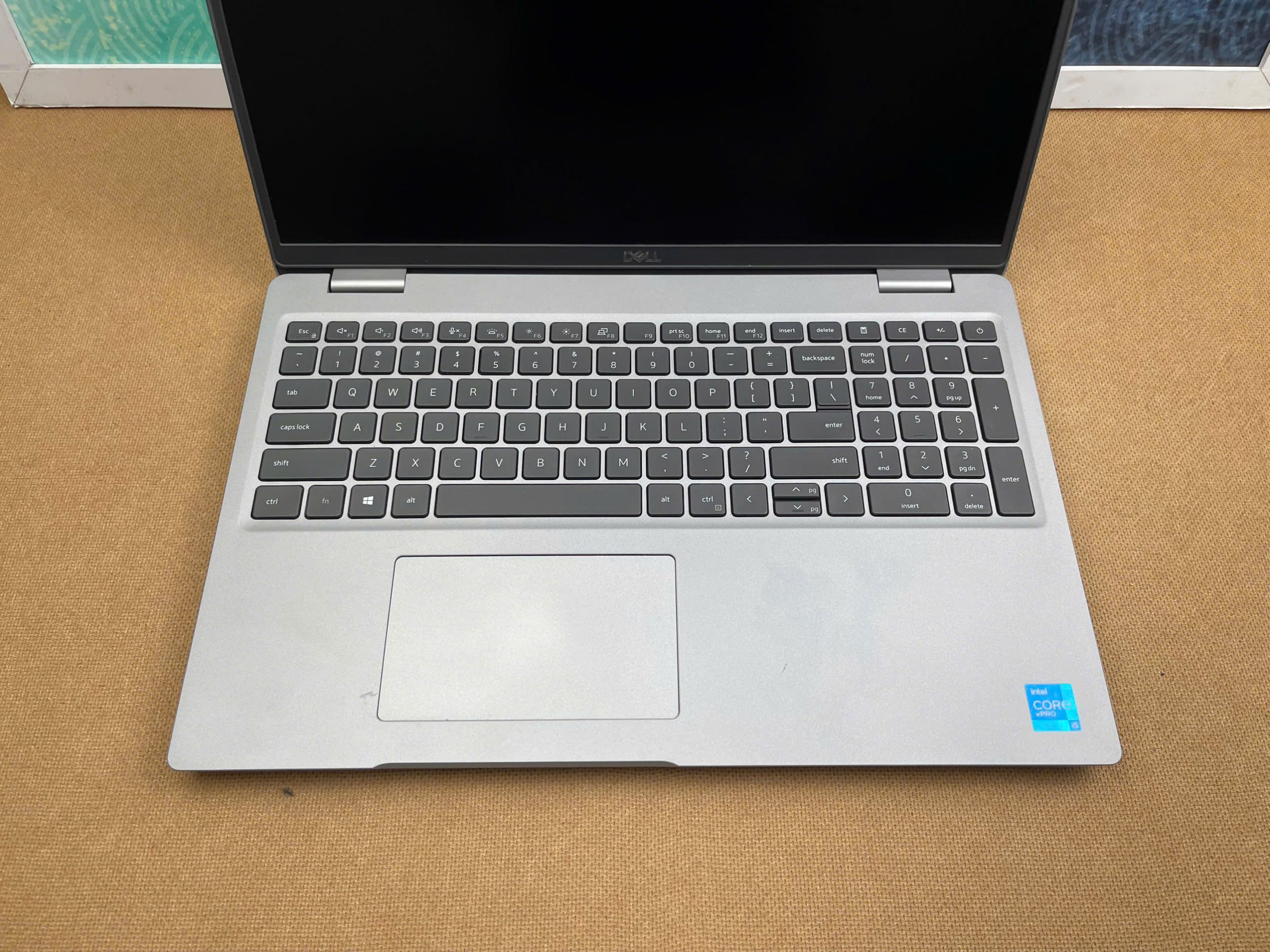 Dell Precision 3561