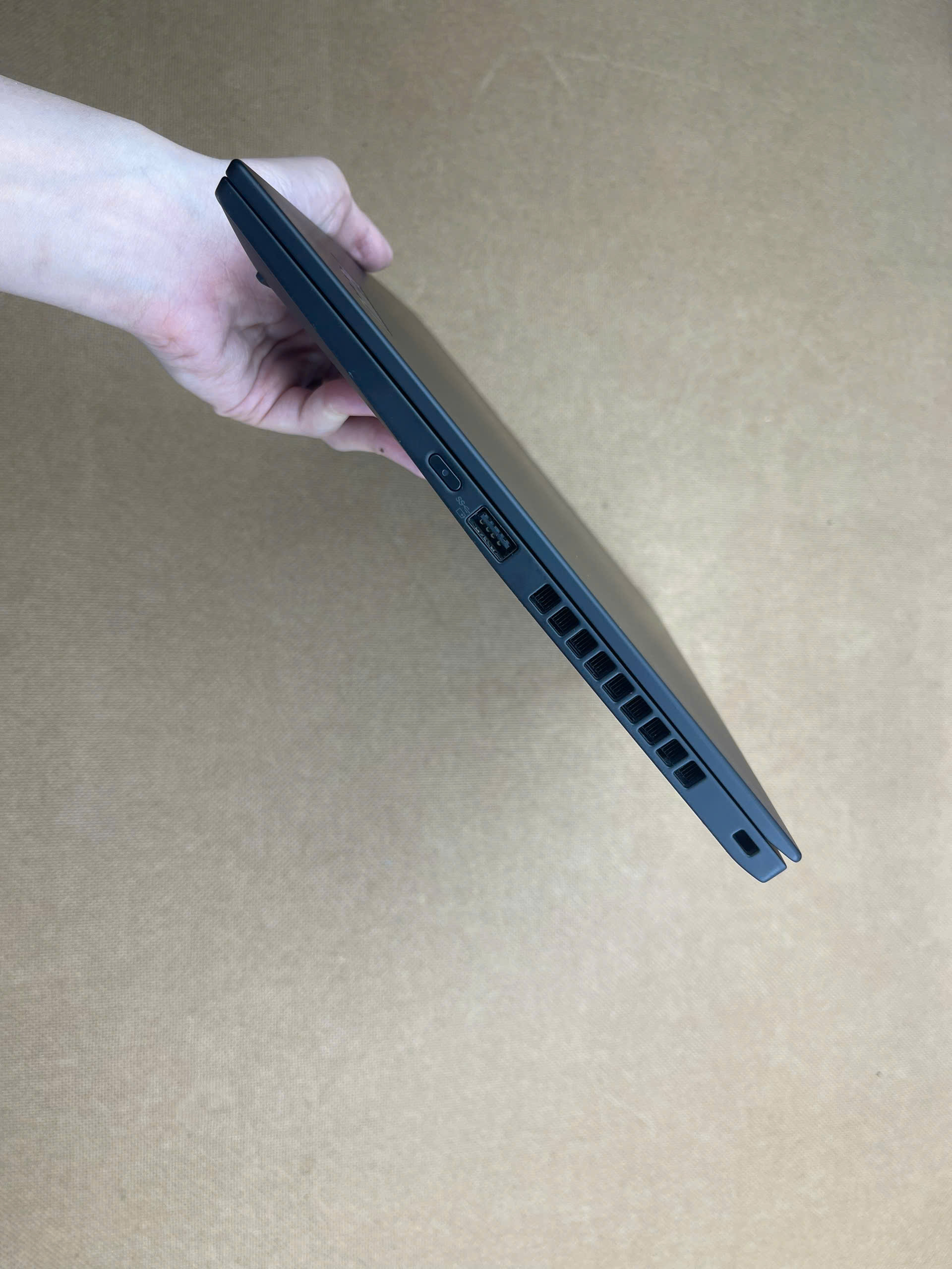 Thinkpad X1 Carrbon G7