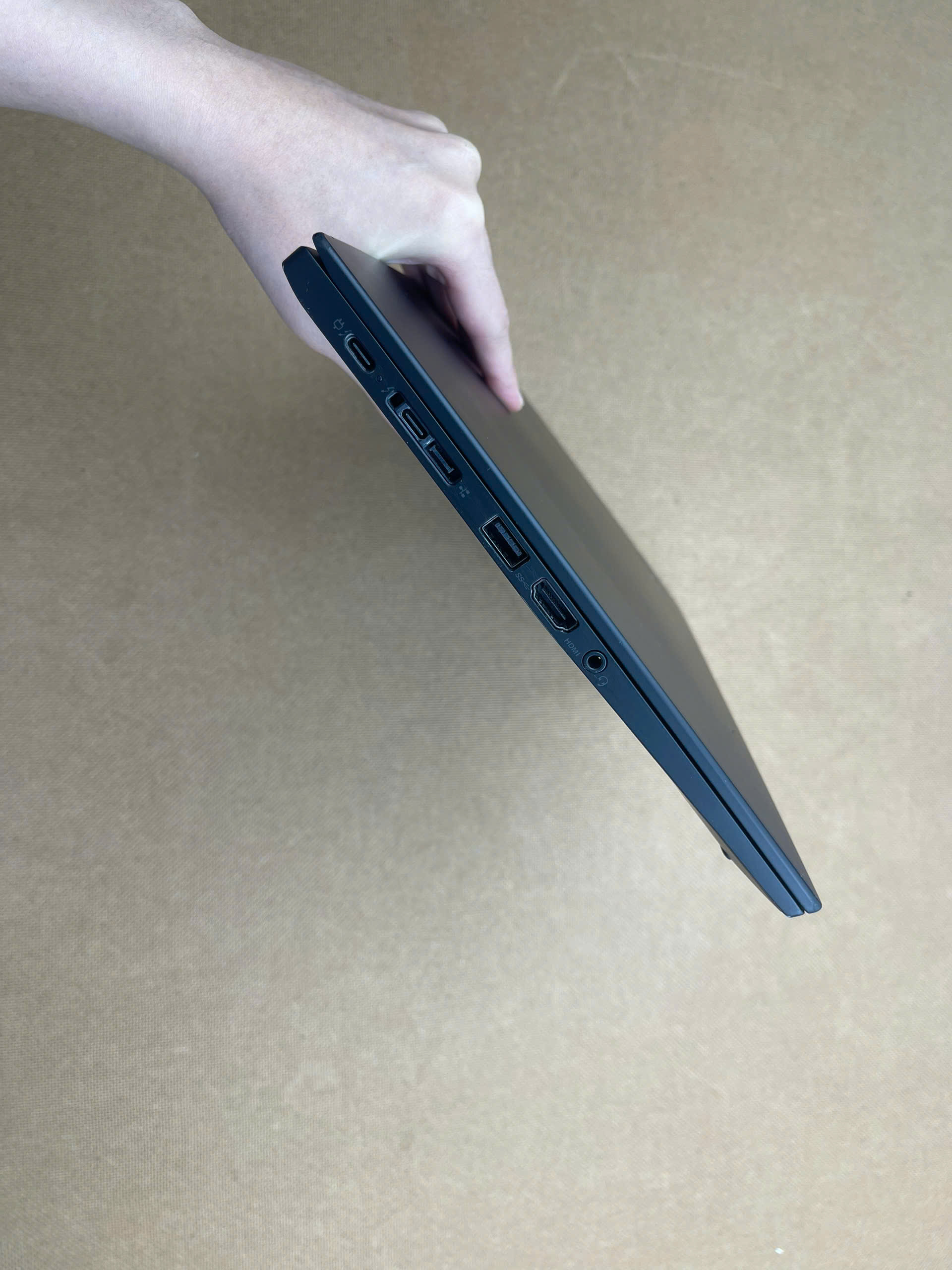 Thinkpad X1 Carbon G8
