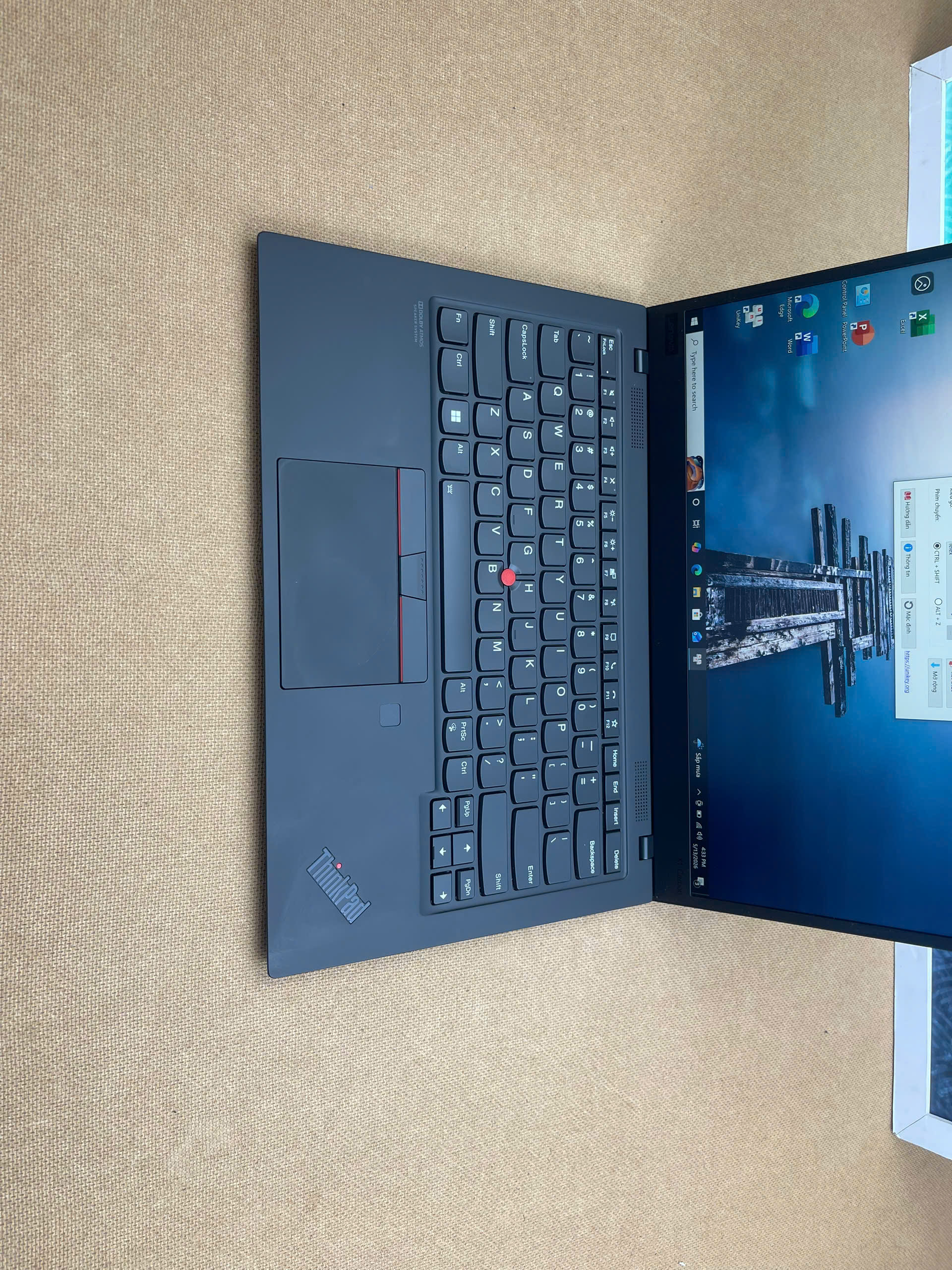 Thinkpad X1 Carbon G8