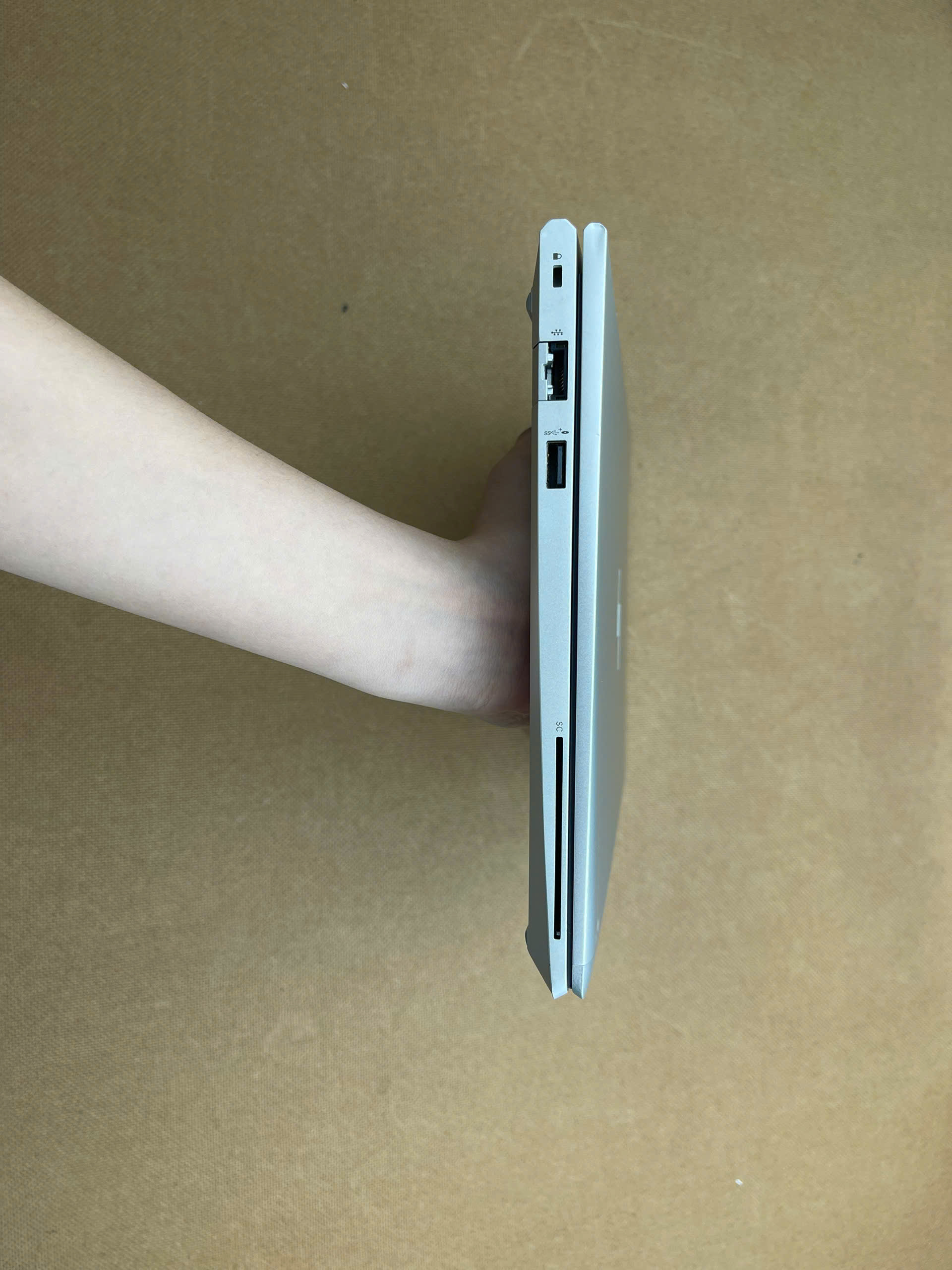 HP Elitebook 640 G9