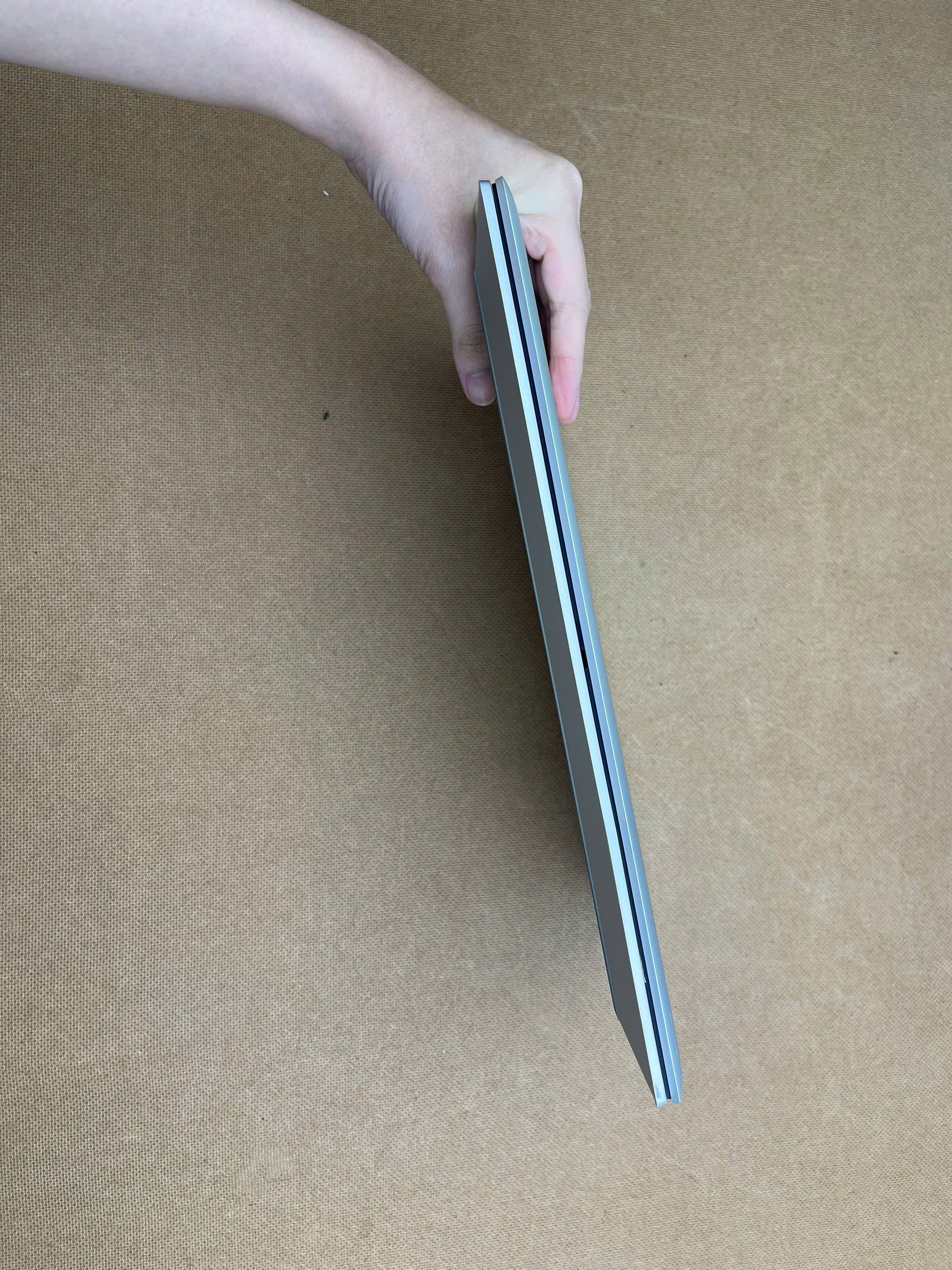 HP Elitebook 845 G8