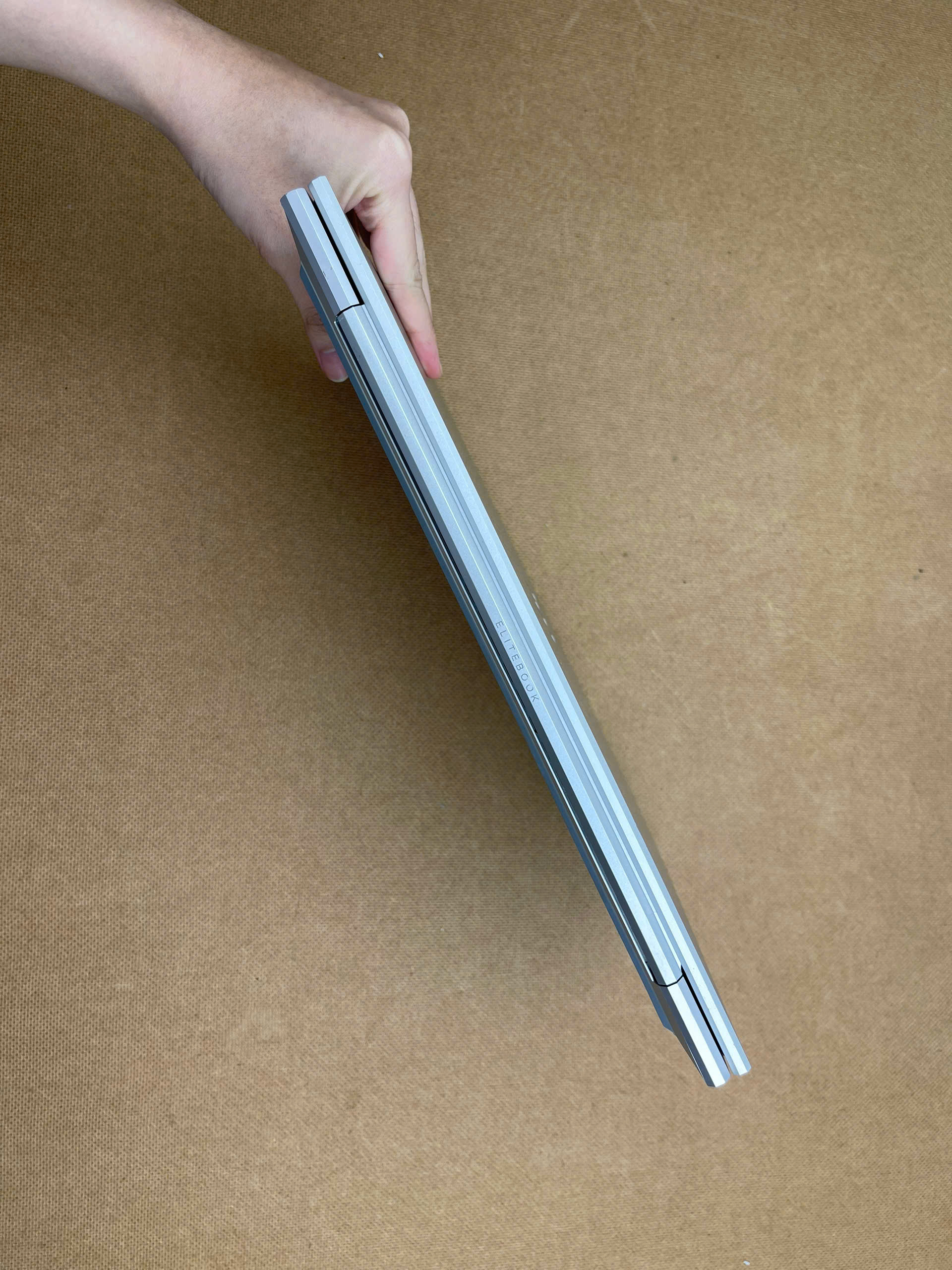 HP Elitebook 845 G8