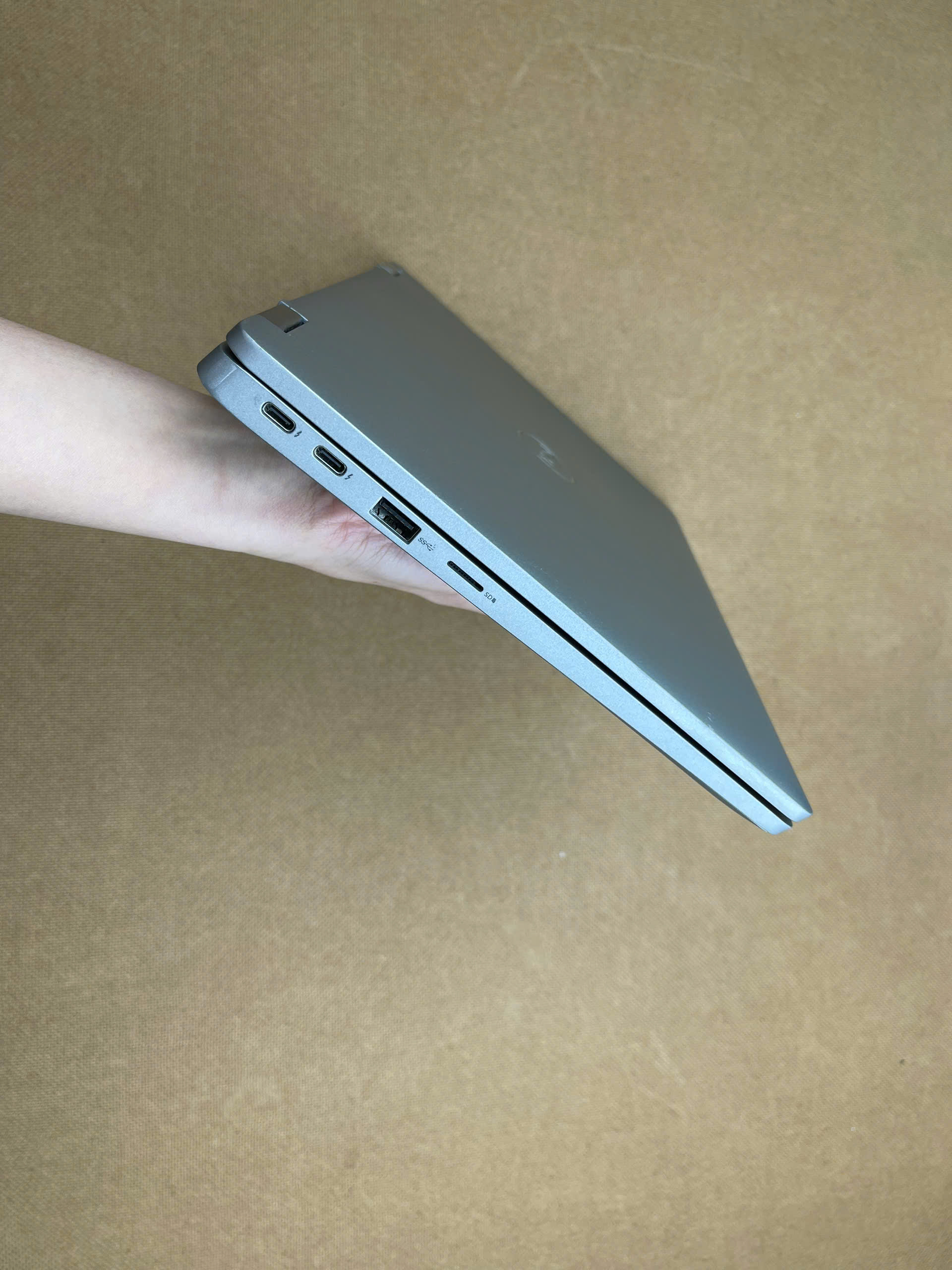 Dell Latitude 5330 2in1