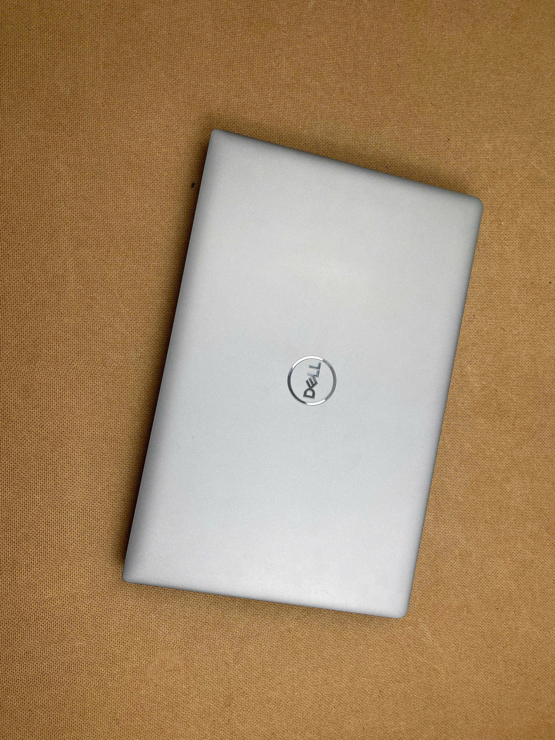 Dell Precision 3561