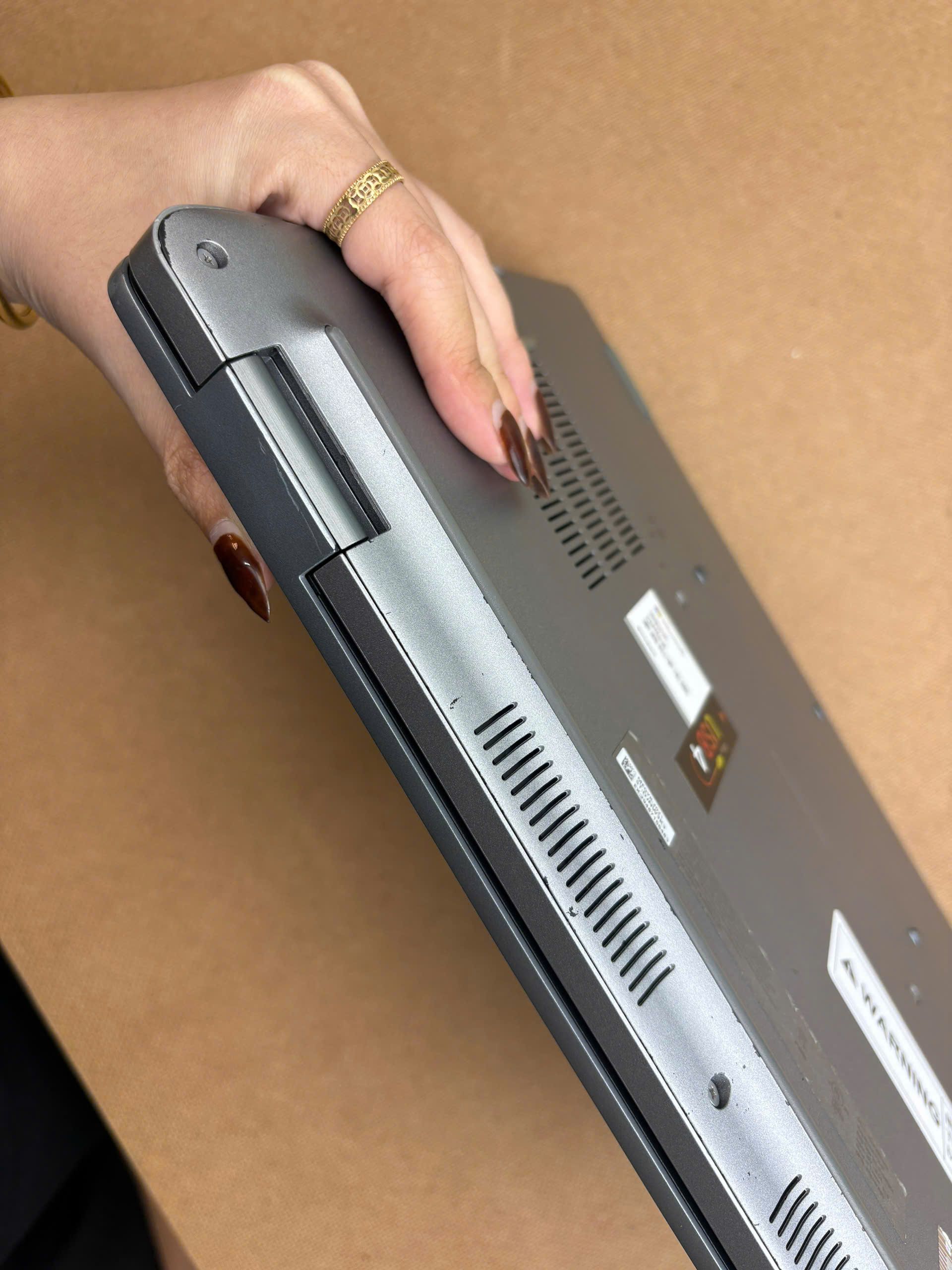 Dell Precision 3561