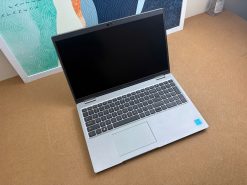 Dell Precision 3561