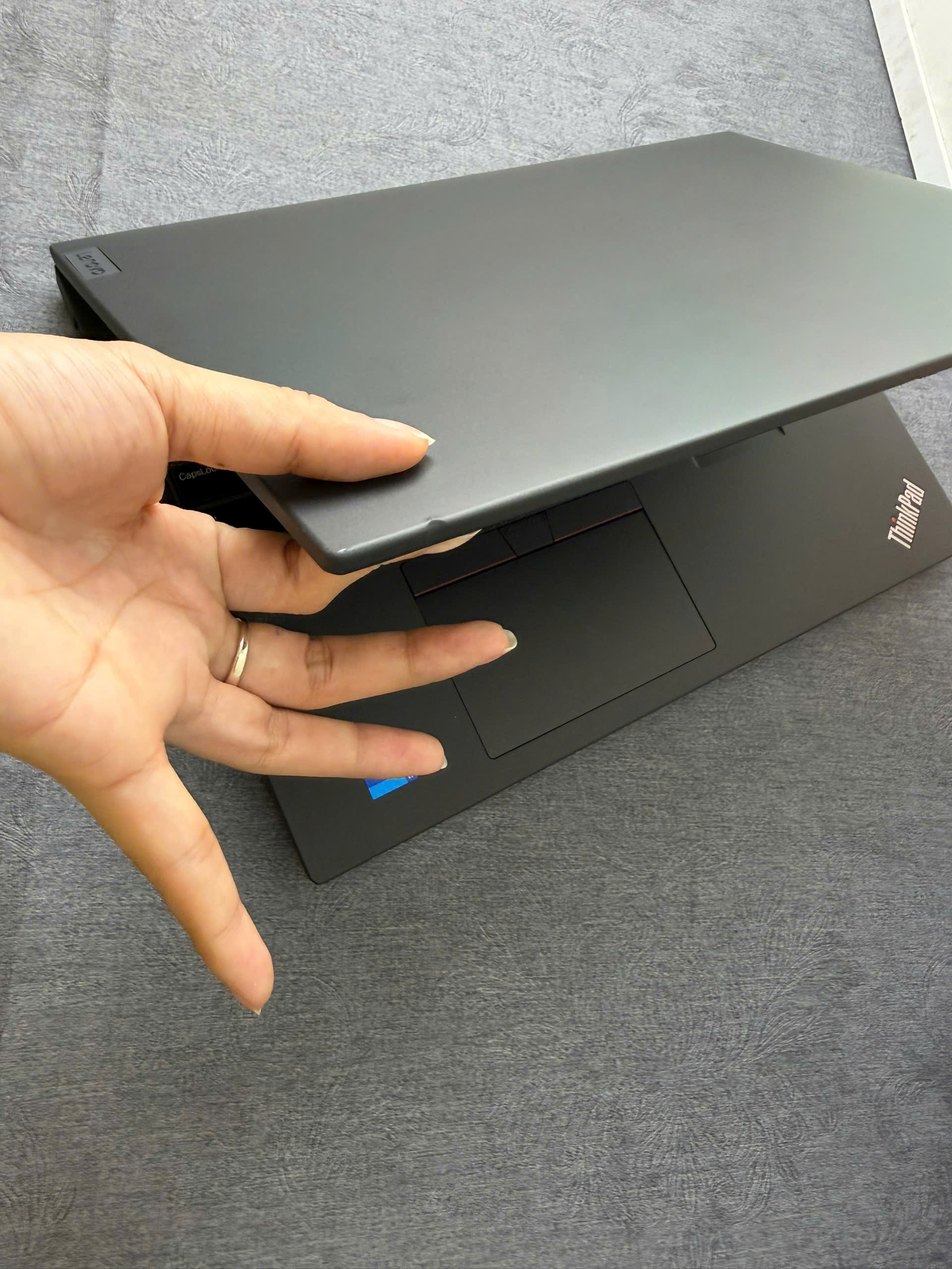 Thinkpad P16s G1