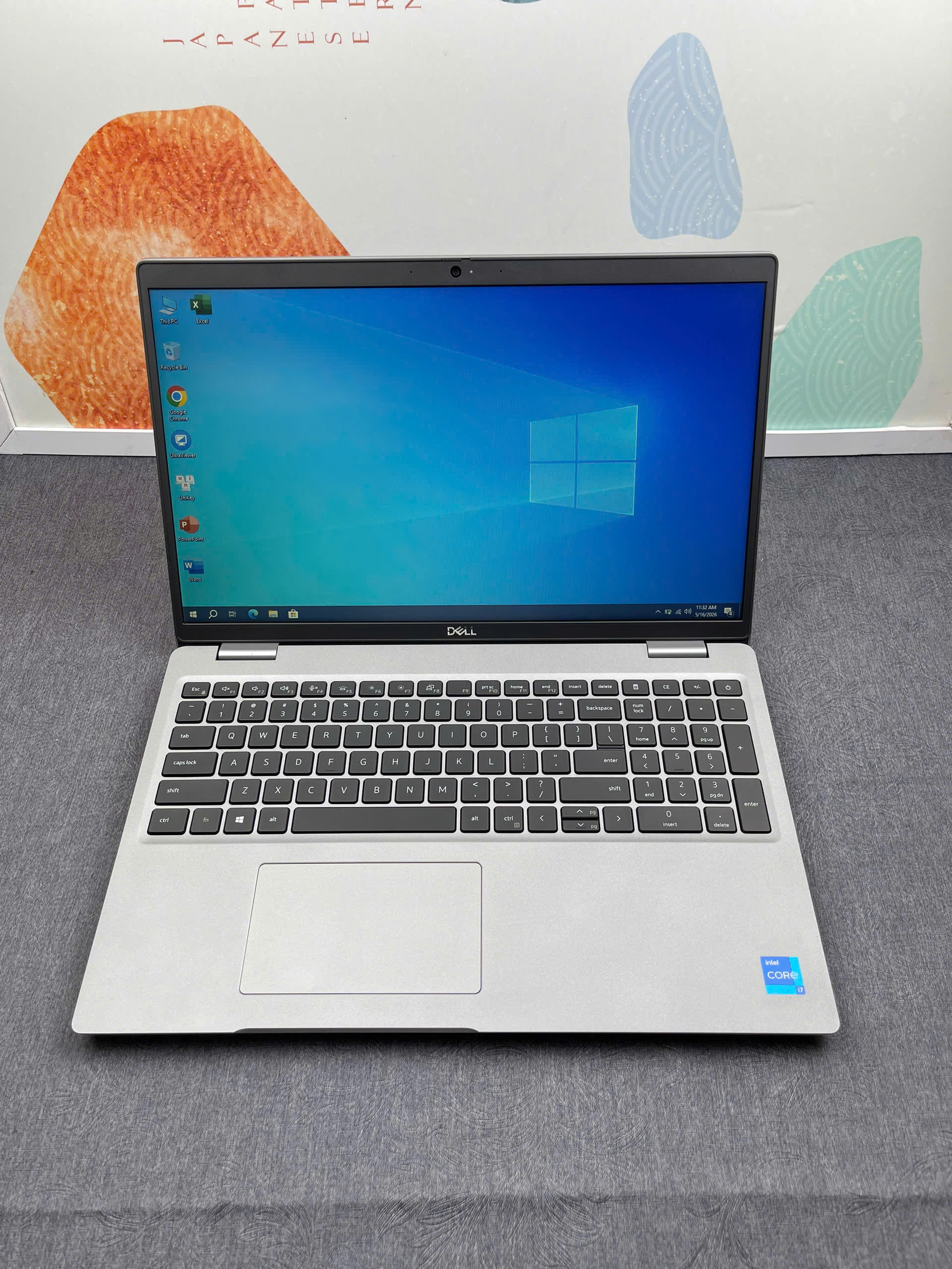 Dell Precision 3561