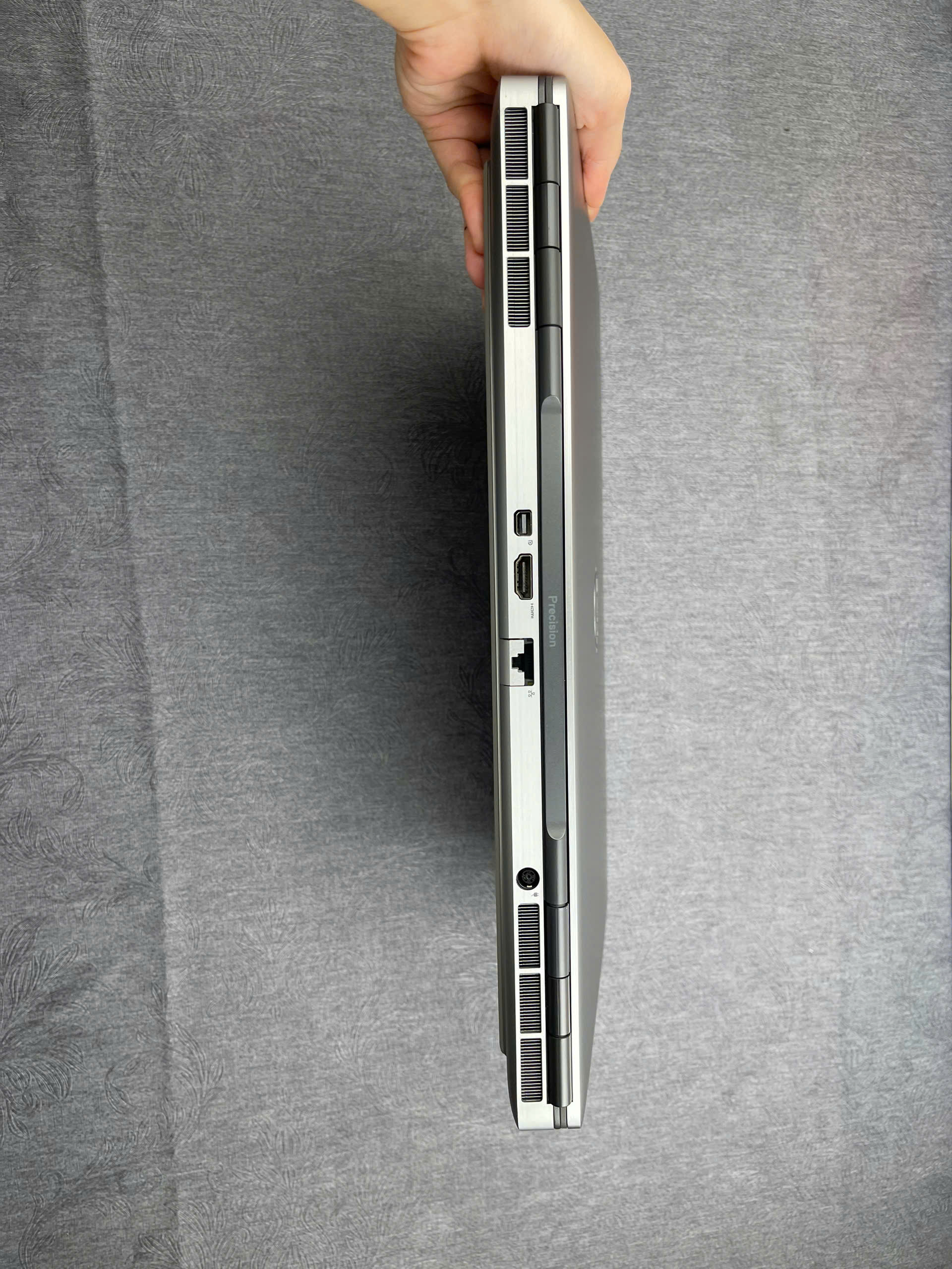 Dell Precision 7560