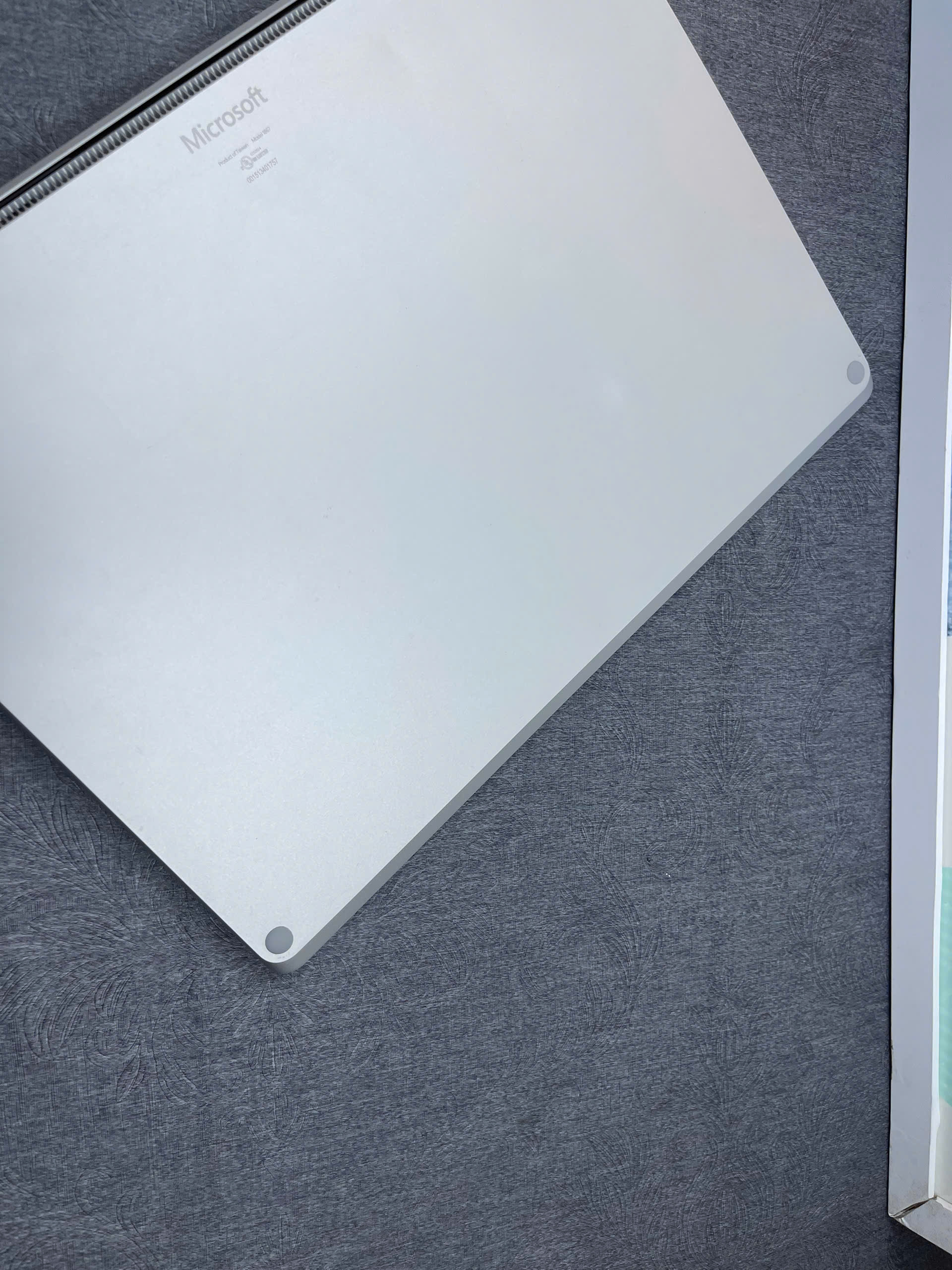 Surface Laptop 3  Platium