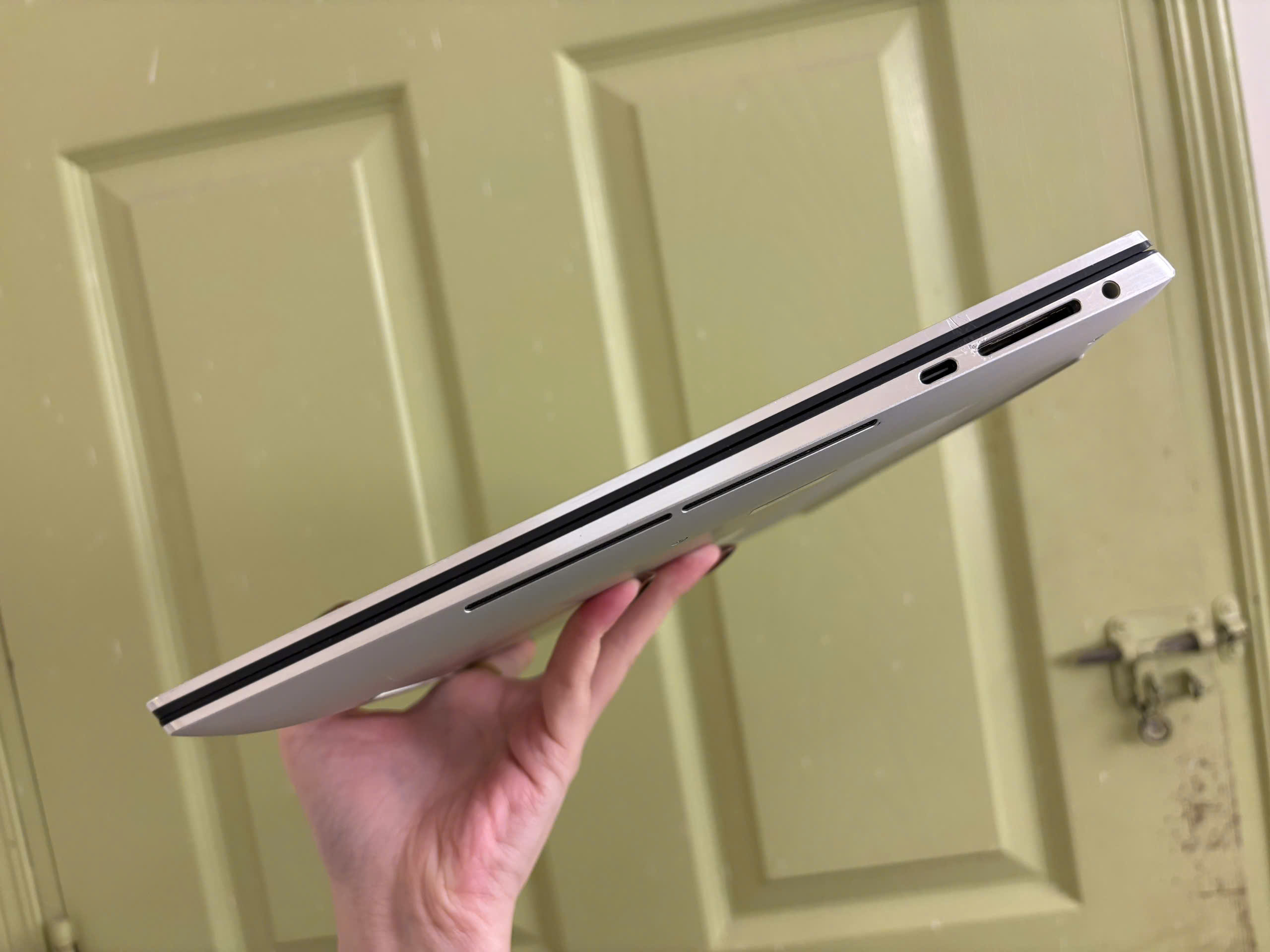 Dell XPS 9520