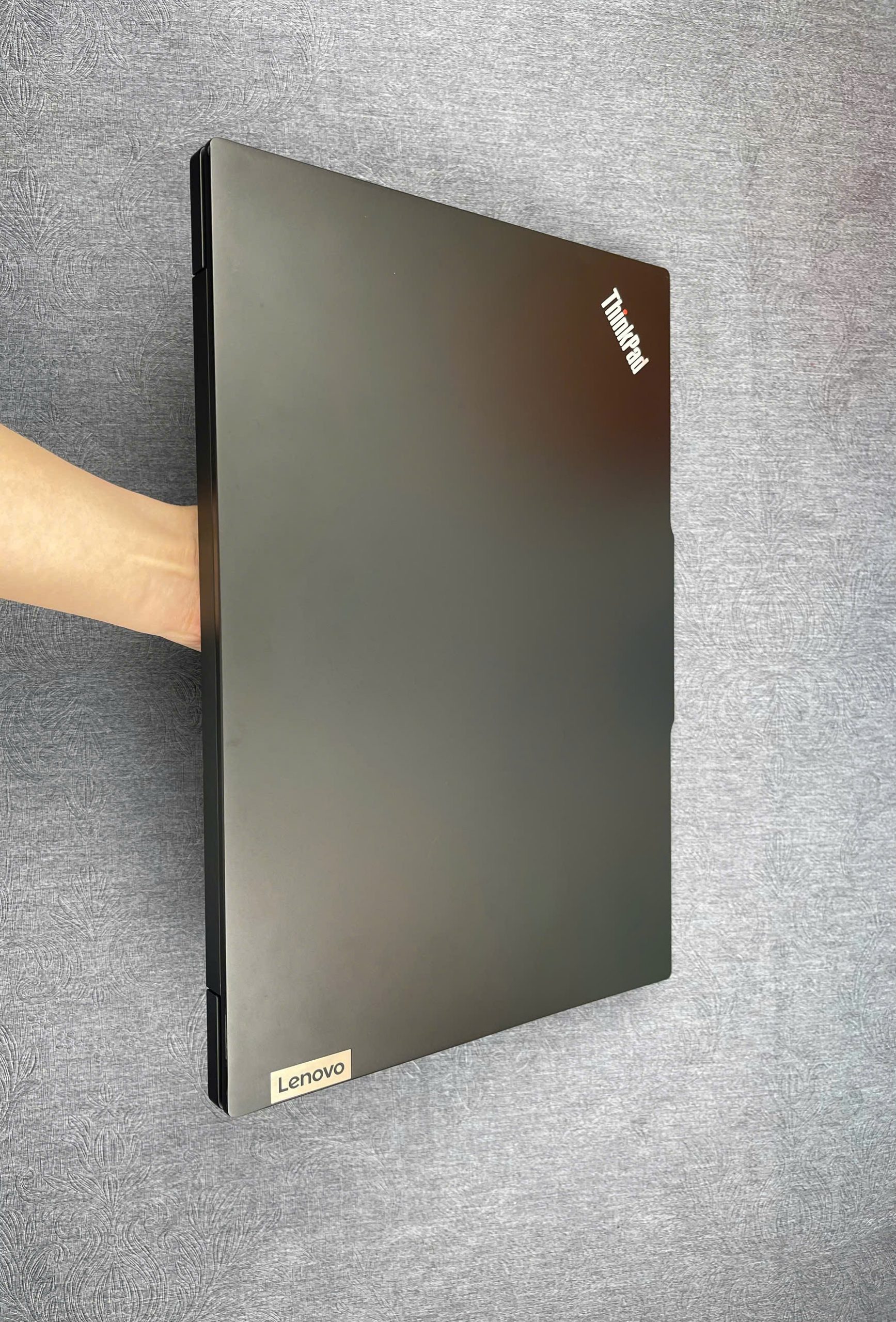 Thinkpad E16 G1