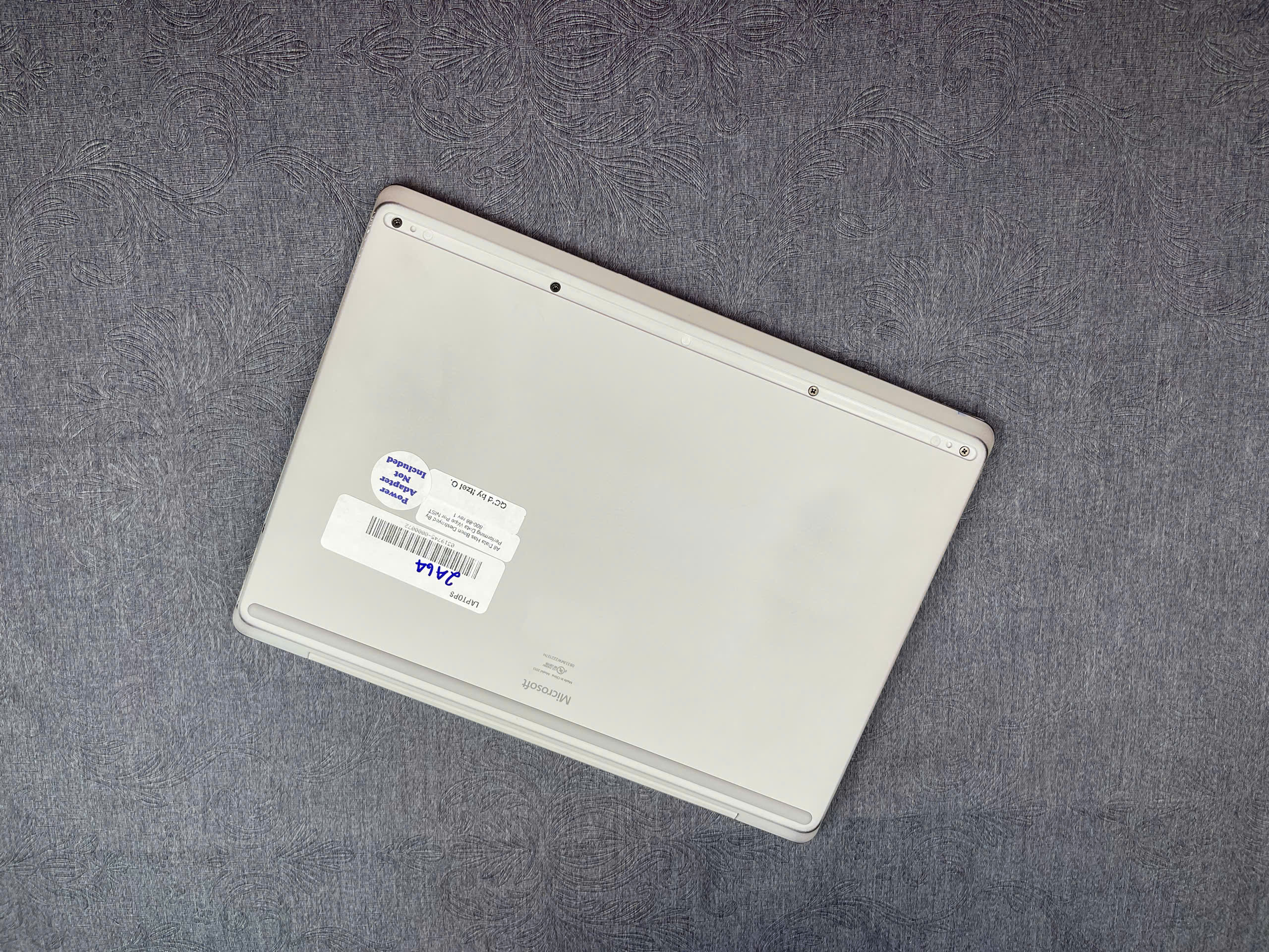 Surface laptop Go 2