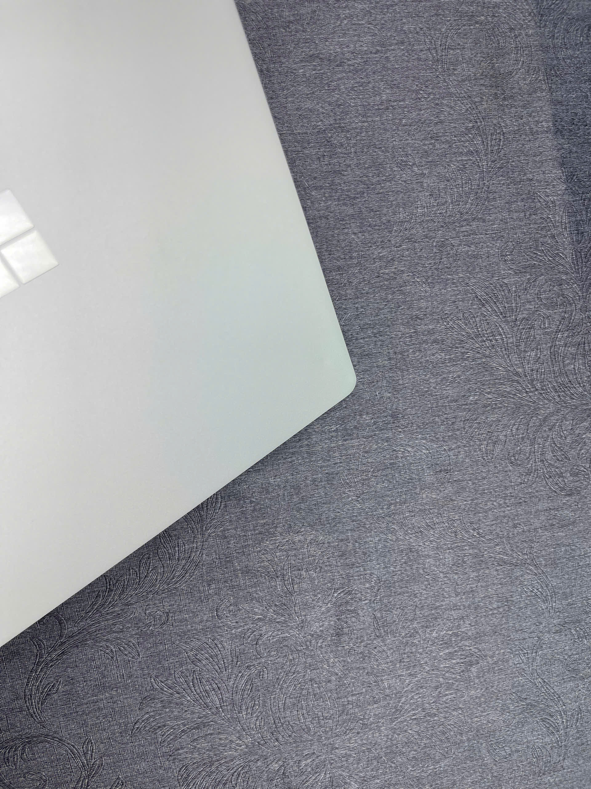 Surface laptop Go 2