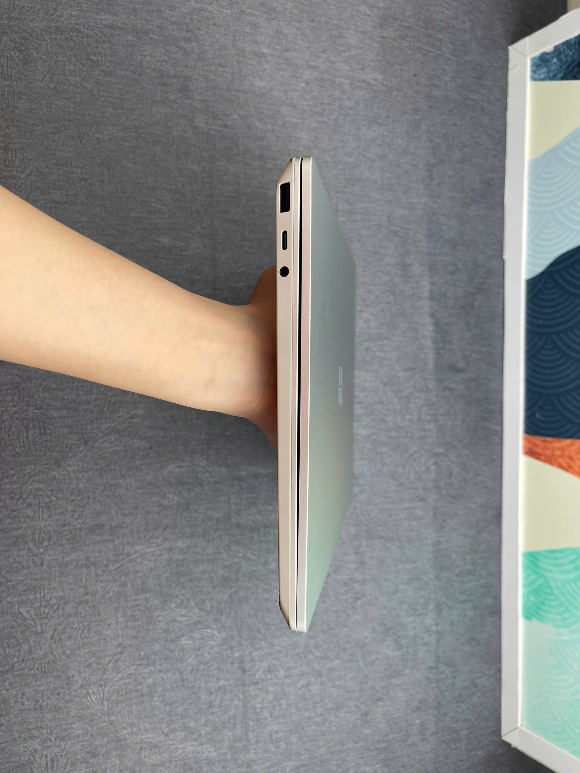 Surface laptop Go 2
