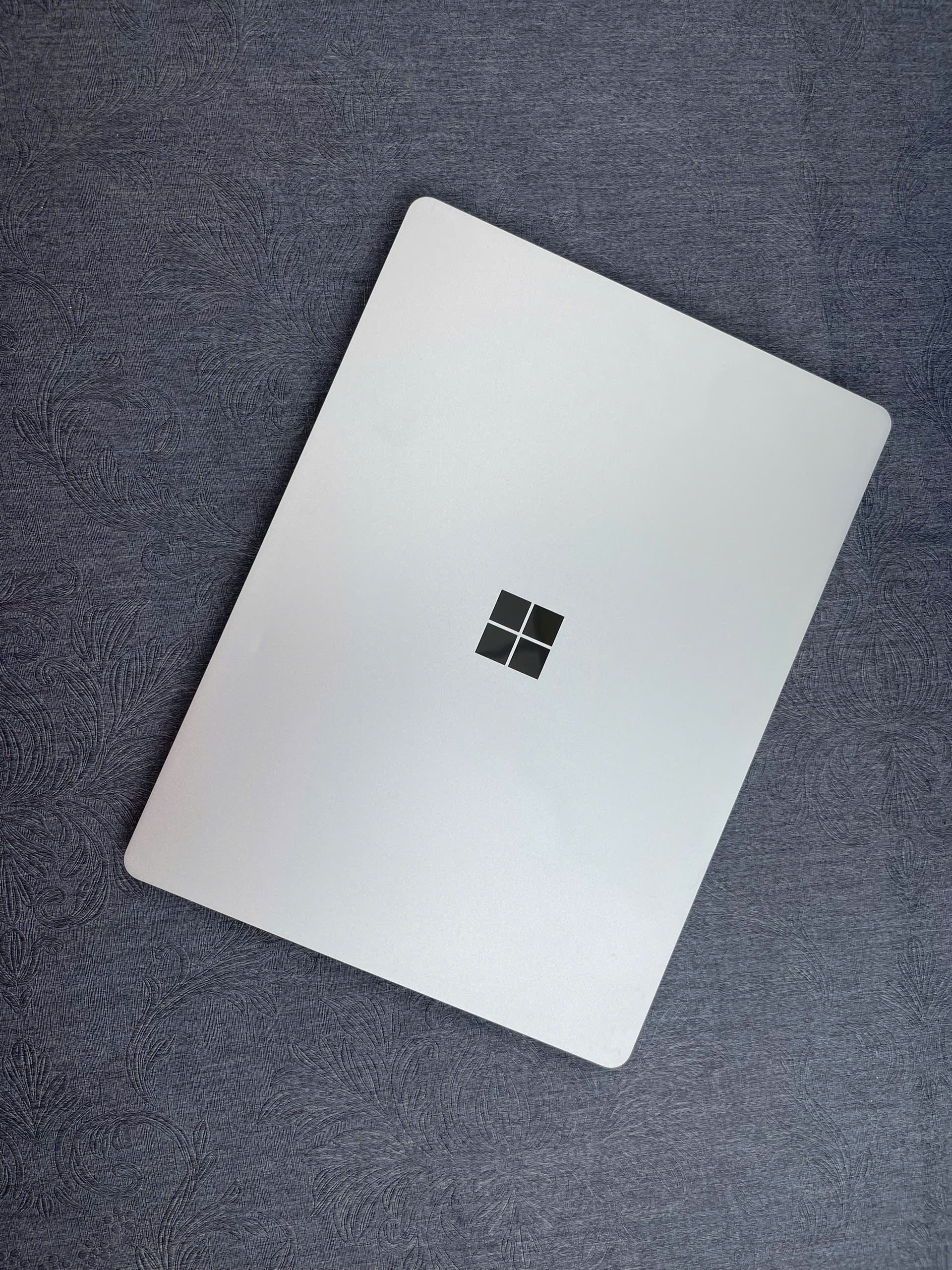 Surface laptop Go 2 Platium