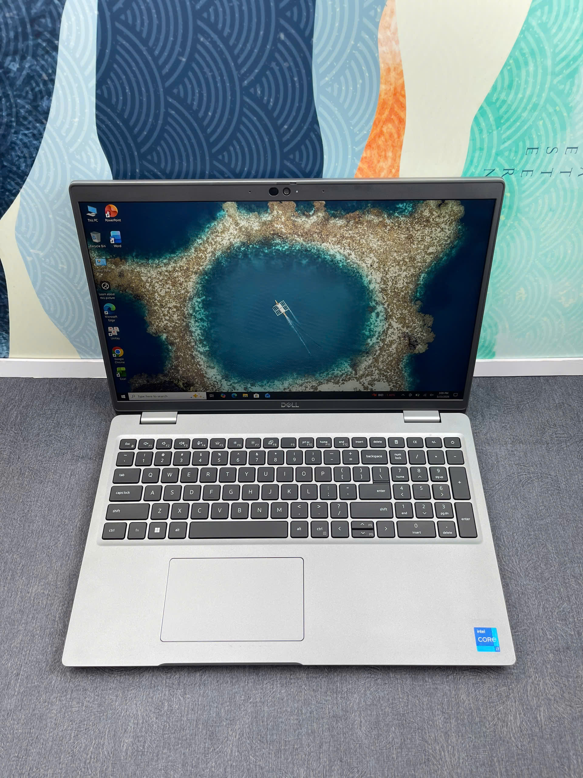 Dell Precision 3561