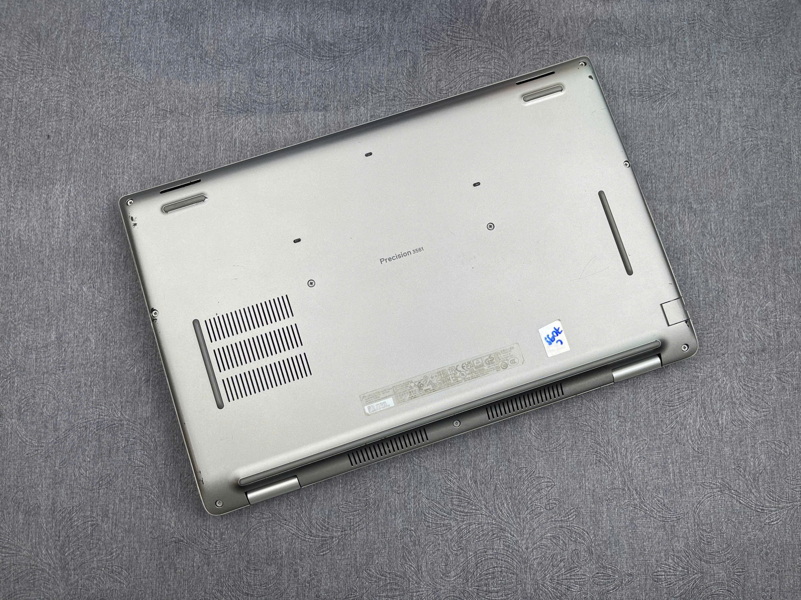 Dell Precision 3561